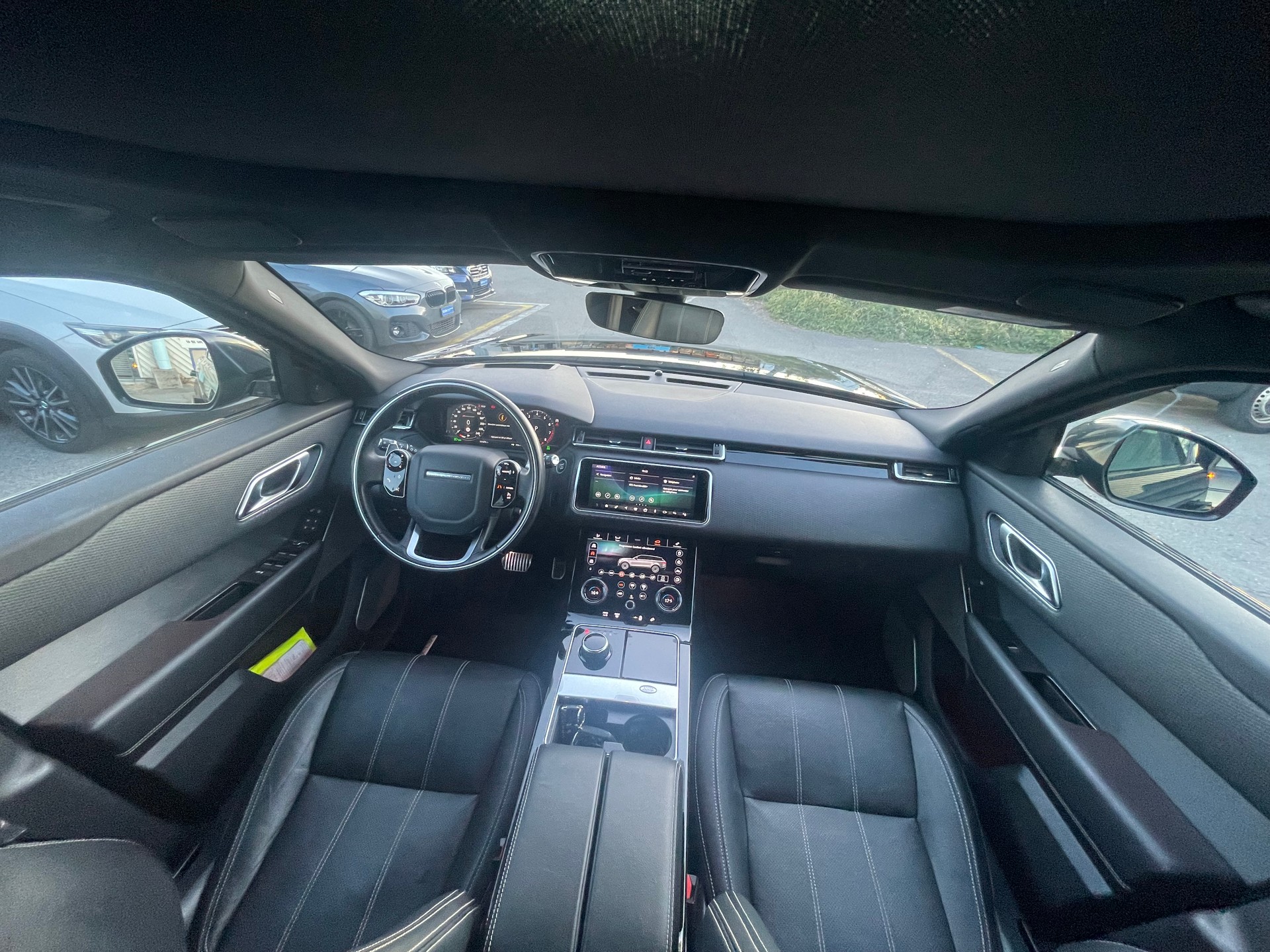 LAND ROVER Range Rover Velar R-Dynamic P 300 Automatic-image-7