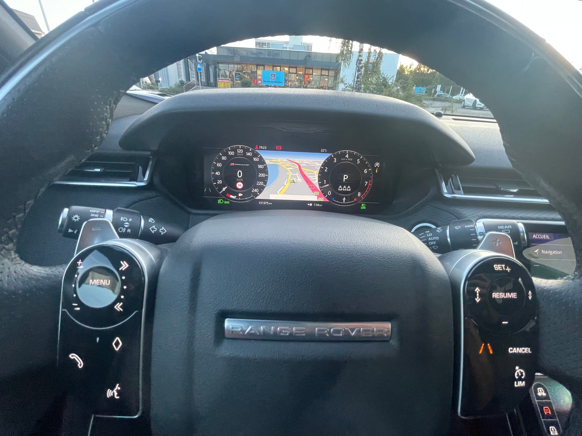 LAND ROVER Range Rover Velar R-Dynamic P 300 Automatic-image-9
