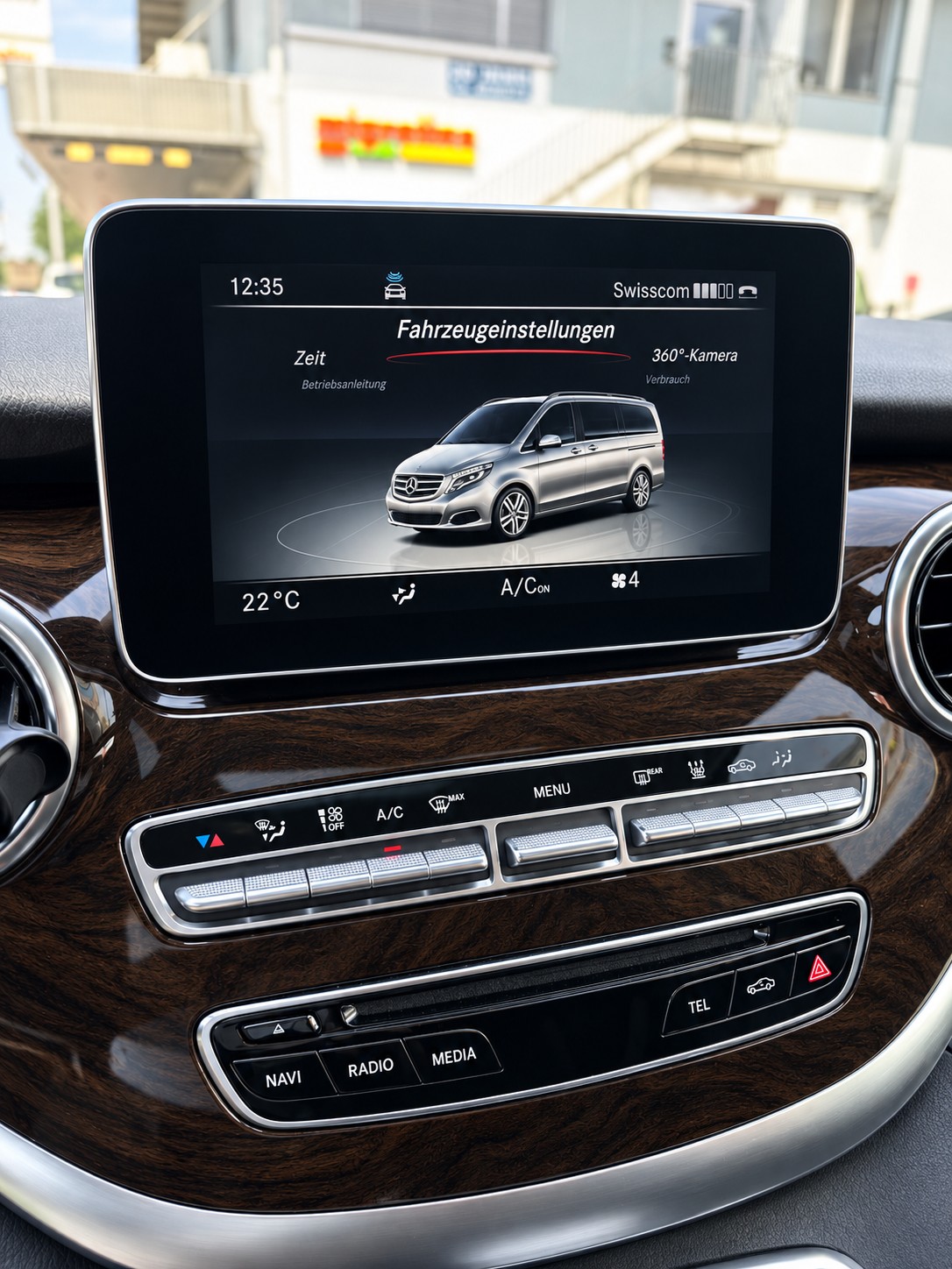 MERCEDES-BENZ 250 d Horizon 4matic-image-3
