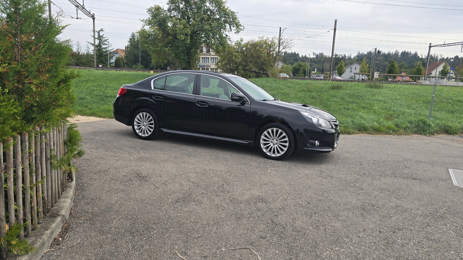 SUBARU Legacy 2.5GT Executive S AWD Automatic-image-3