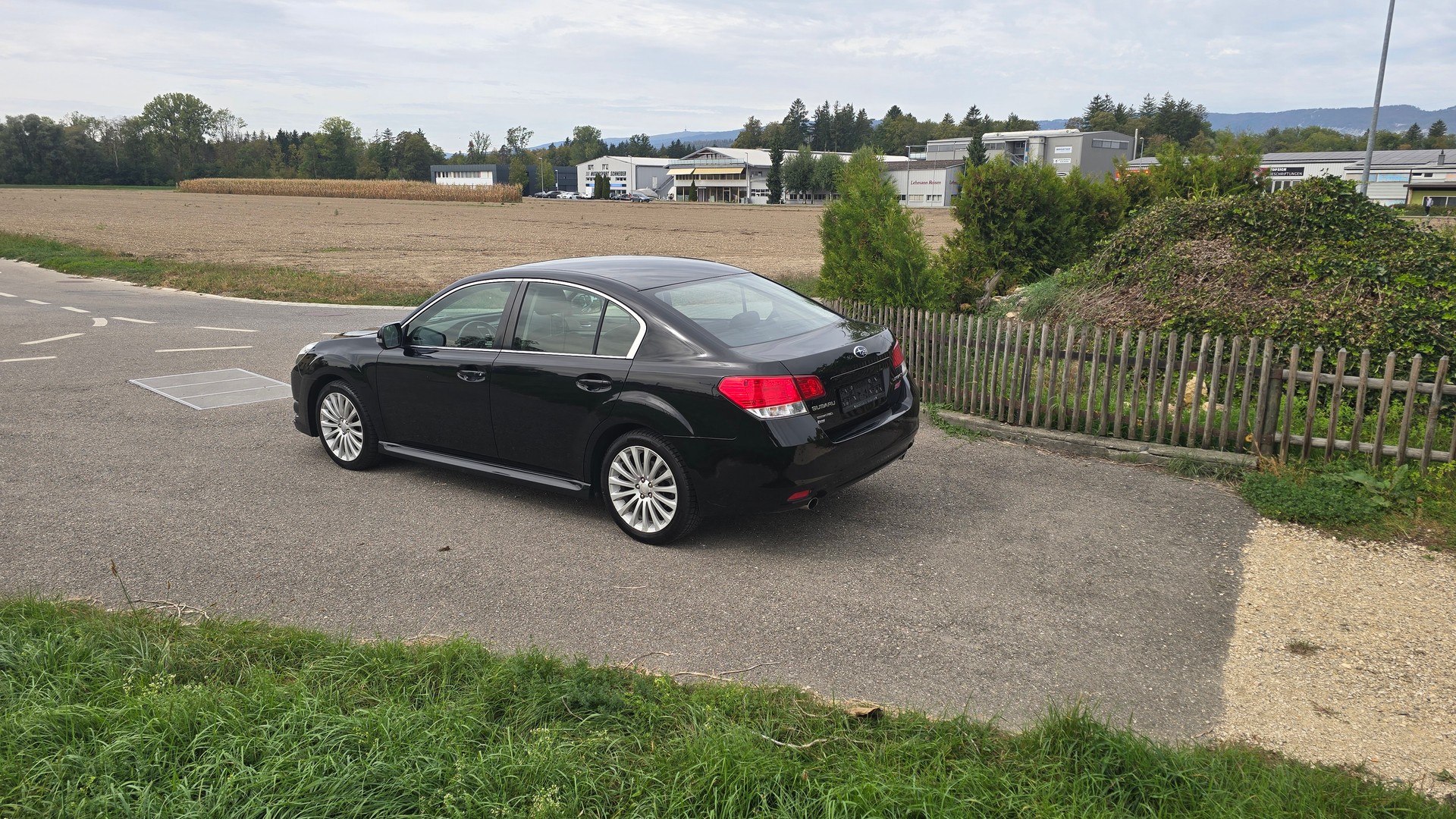 SUBARU Legacy 2.5GT Executive S AWD Automatic-image-2