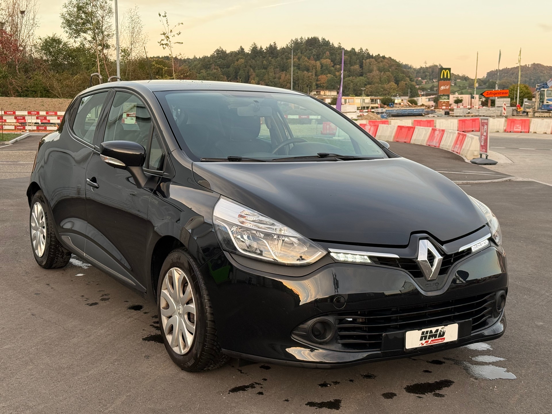 RENAULT Clio 1.2 16V Expression-image-8