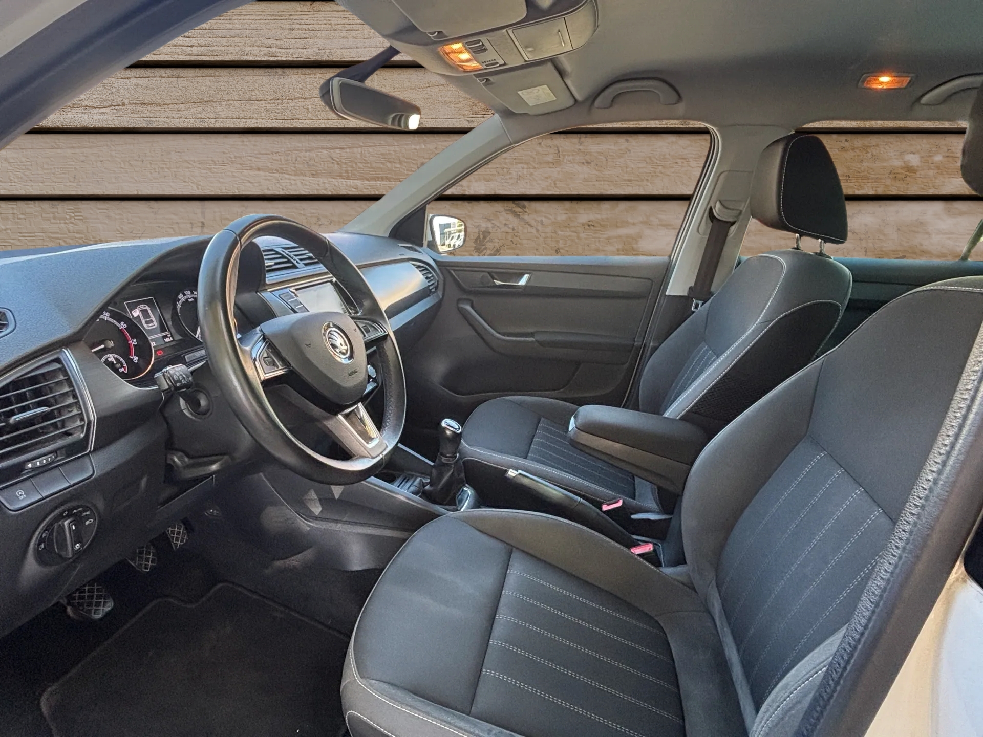 SKODA Fabia Combi 1.0 TSI Style-image-6