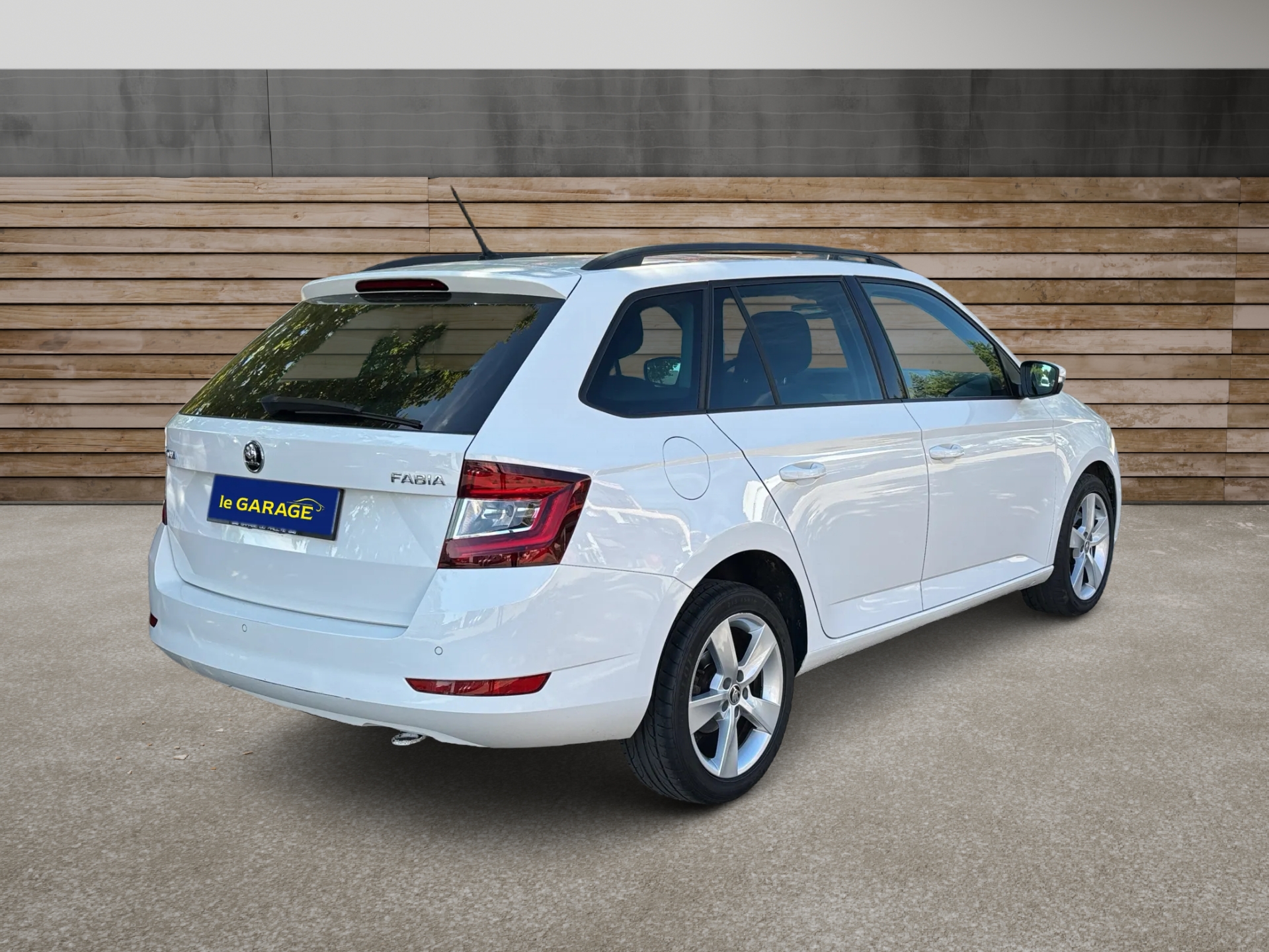 SKODA Fabia Combi 1.0 TSI Style-image-2