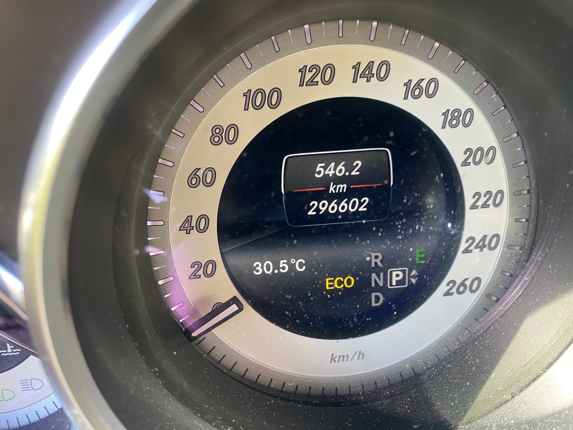 MERCEDES-BENZ CLS Shooting Brake 350 CDI 4Matic 7G-Tronic-image-6
