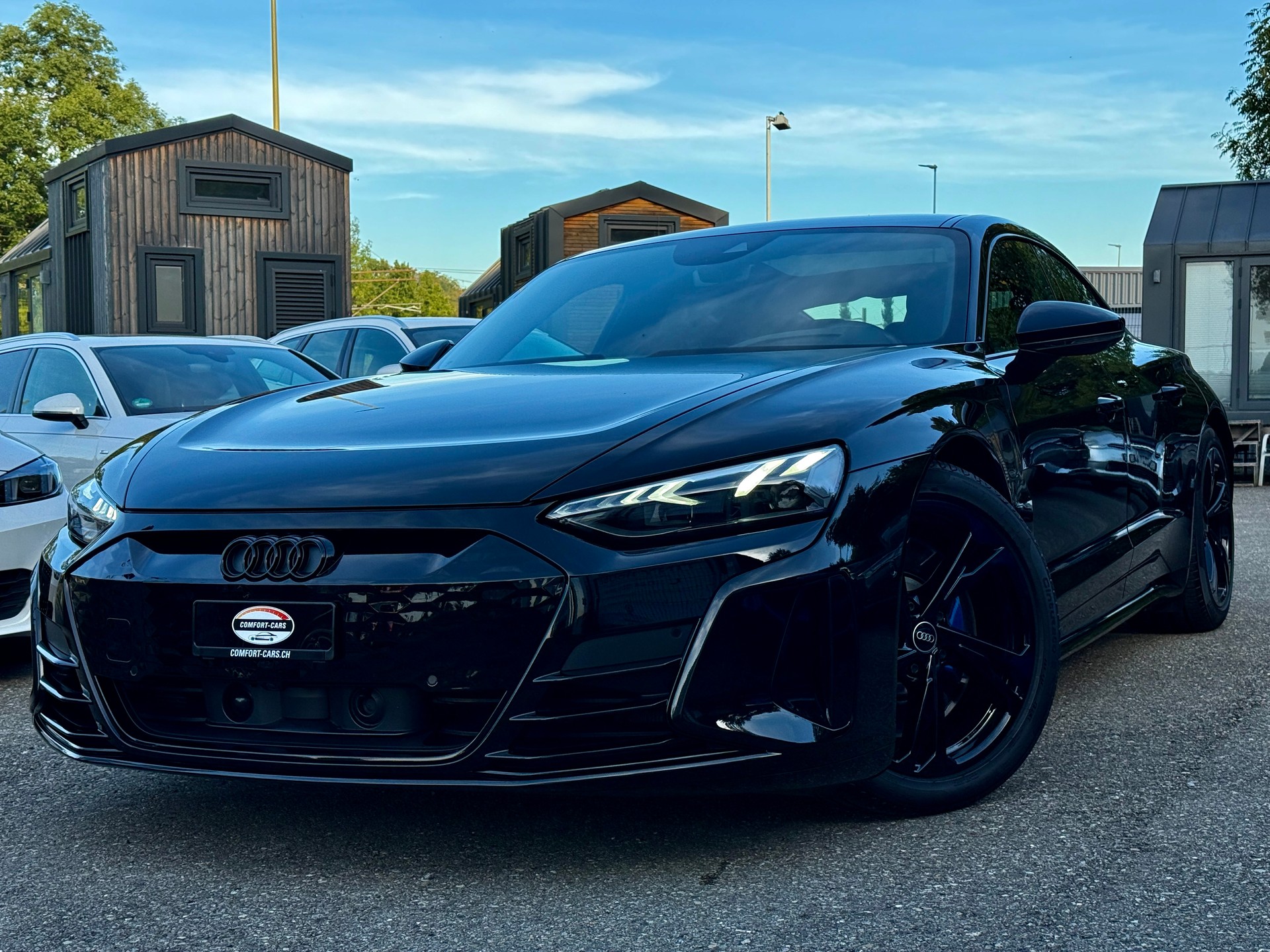 AUDI RS e-tron GT quattro 599PS Black&Black-image-1