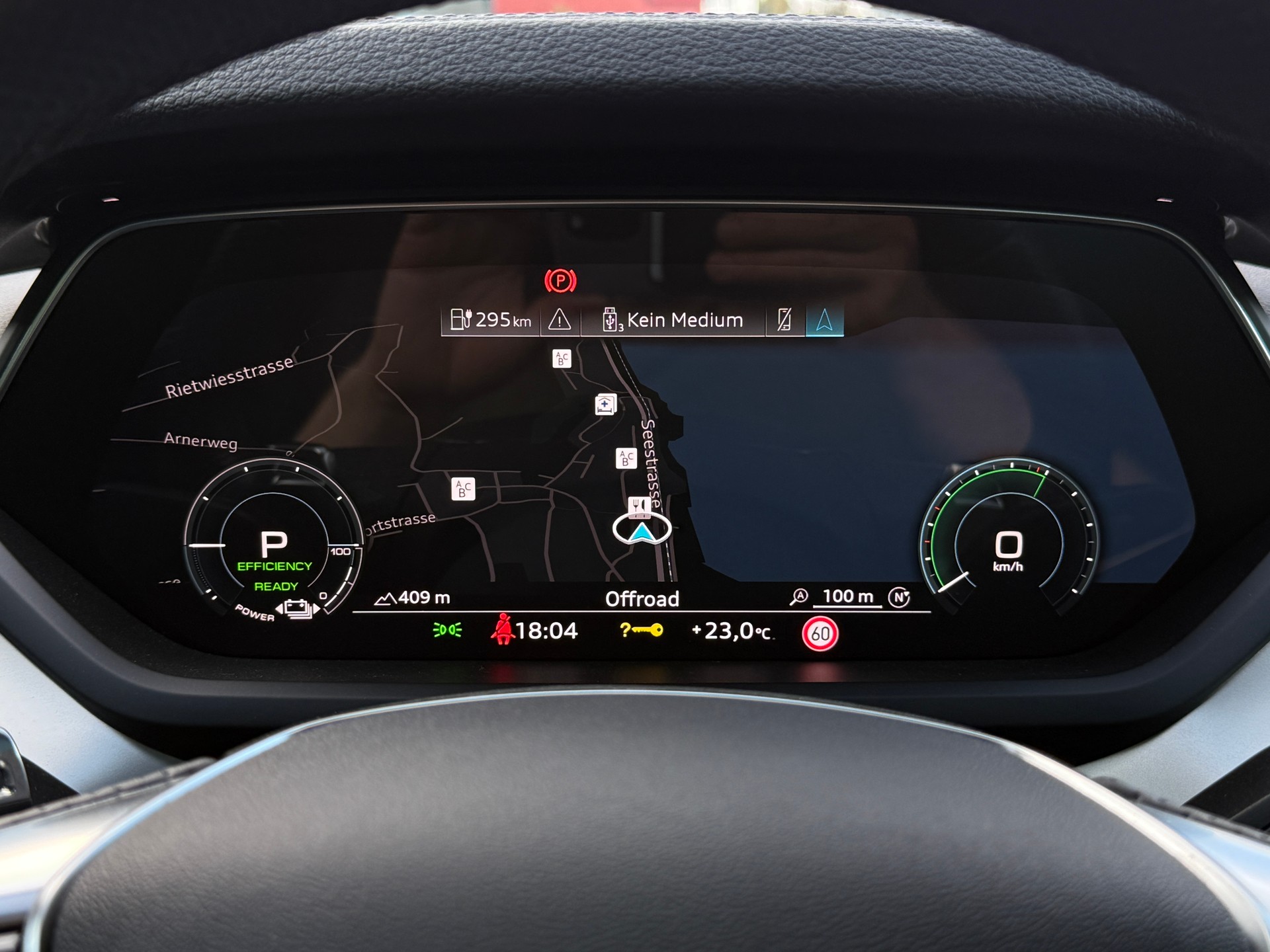 AUDI RS e-tron GT quattro 599PS Black&Black-image-20