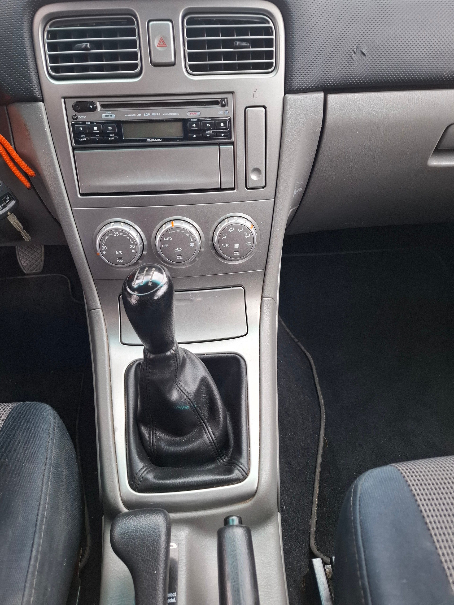 SUBARU Forester 2.0X Advantage-image-9