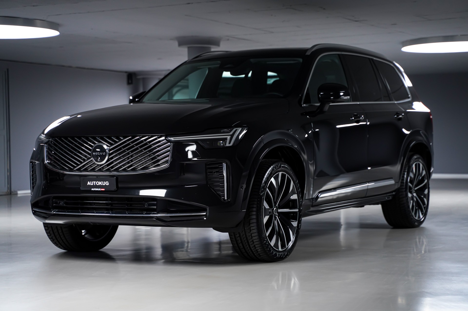 VOLVO XC90 B5 Benzin Mild Hybrid AWD Plus Bright Geartronic