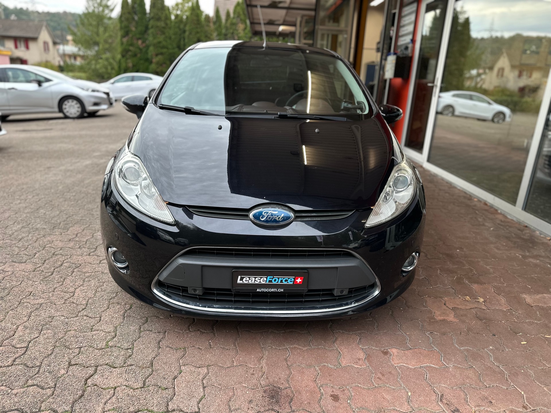 FORD Fiesta 1.6 16V Titanium-image-6