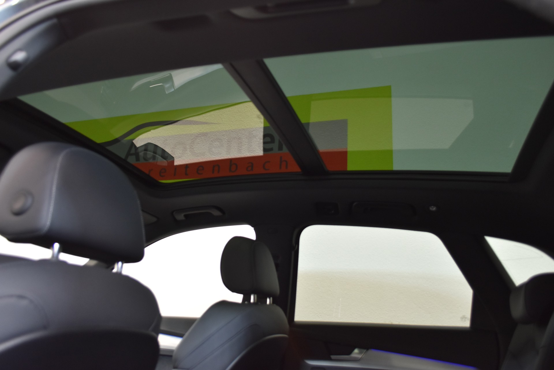 AUDI Q5 55 TFSI e PHEV S line quattro S-tronic-image-7