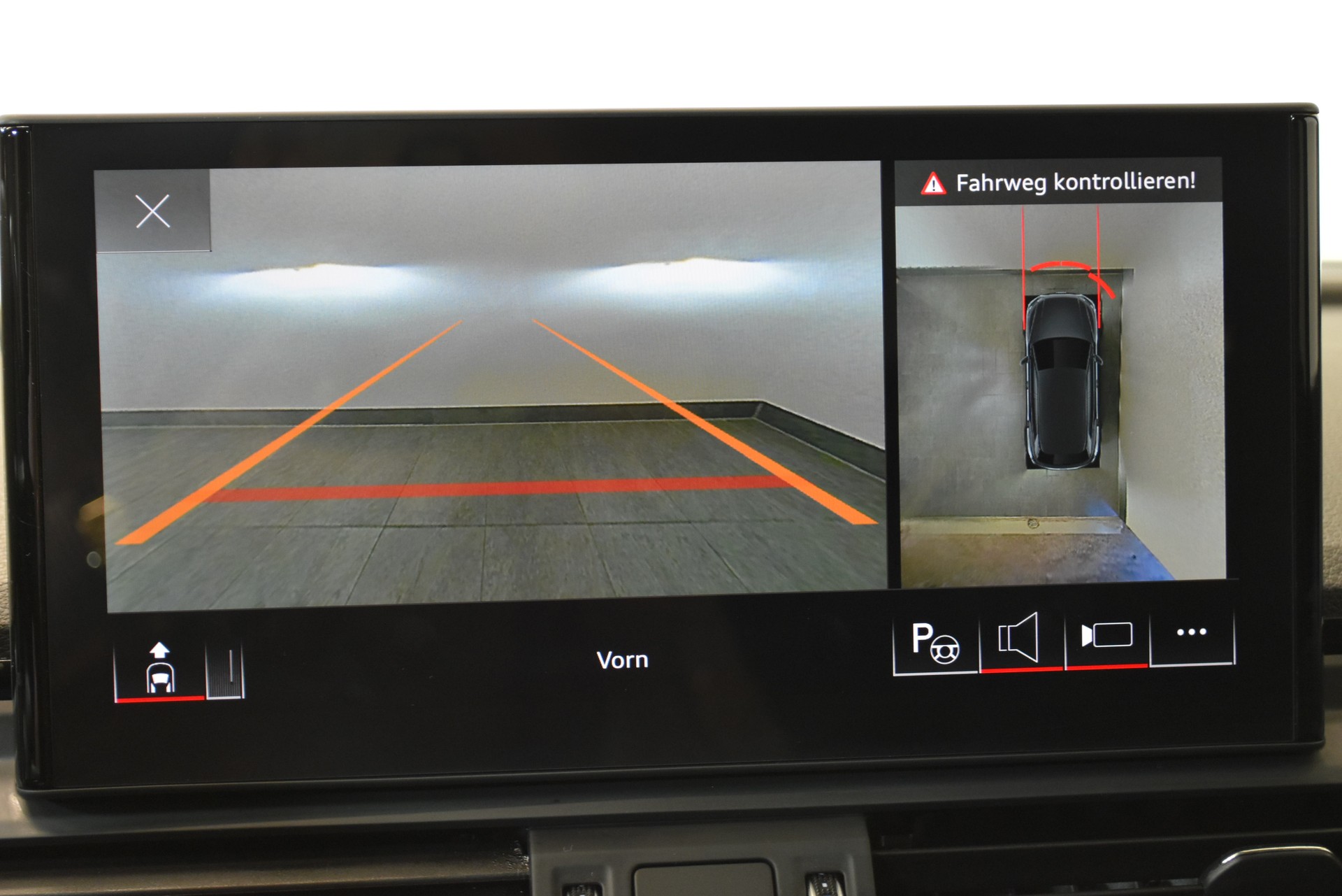 AUDI Q5 55 TFSI e PHEV S line quattro S-tronic-image-8