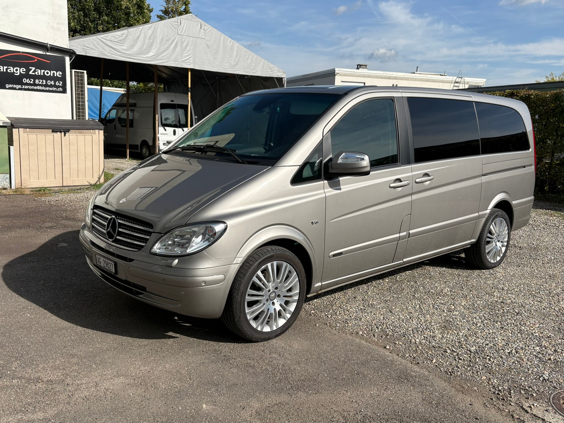 MERCEDES-BENZ Viano 3.0 CDI Ambiente EL Automat-image-0
