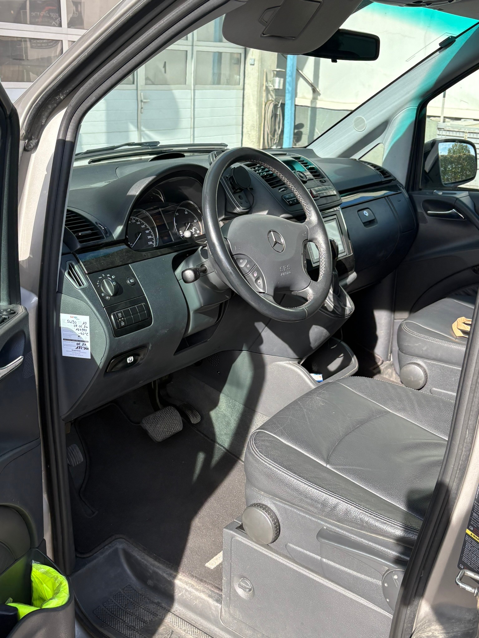 MERCEDES-BENZ Viano 3.0 CDI Ambiente EL Automat-image-8
