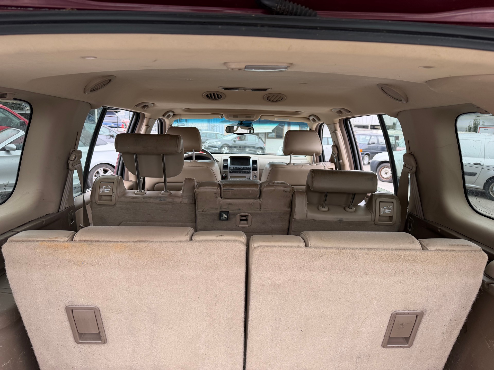 NISSAN Pathfinder 2.5 dCi SE-image-6