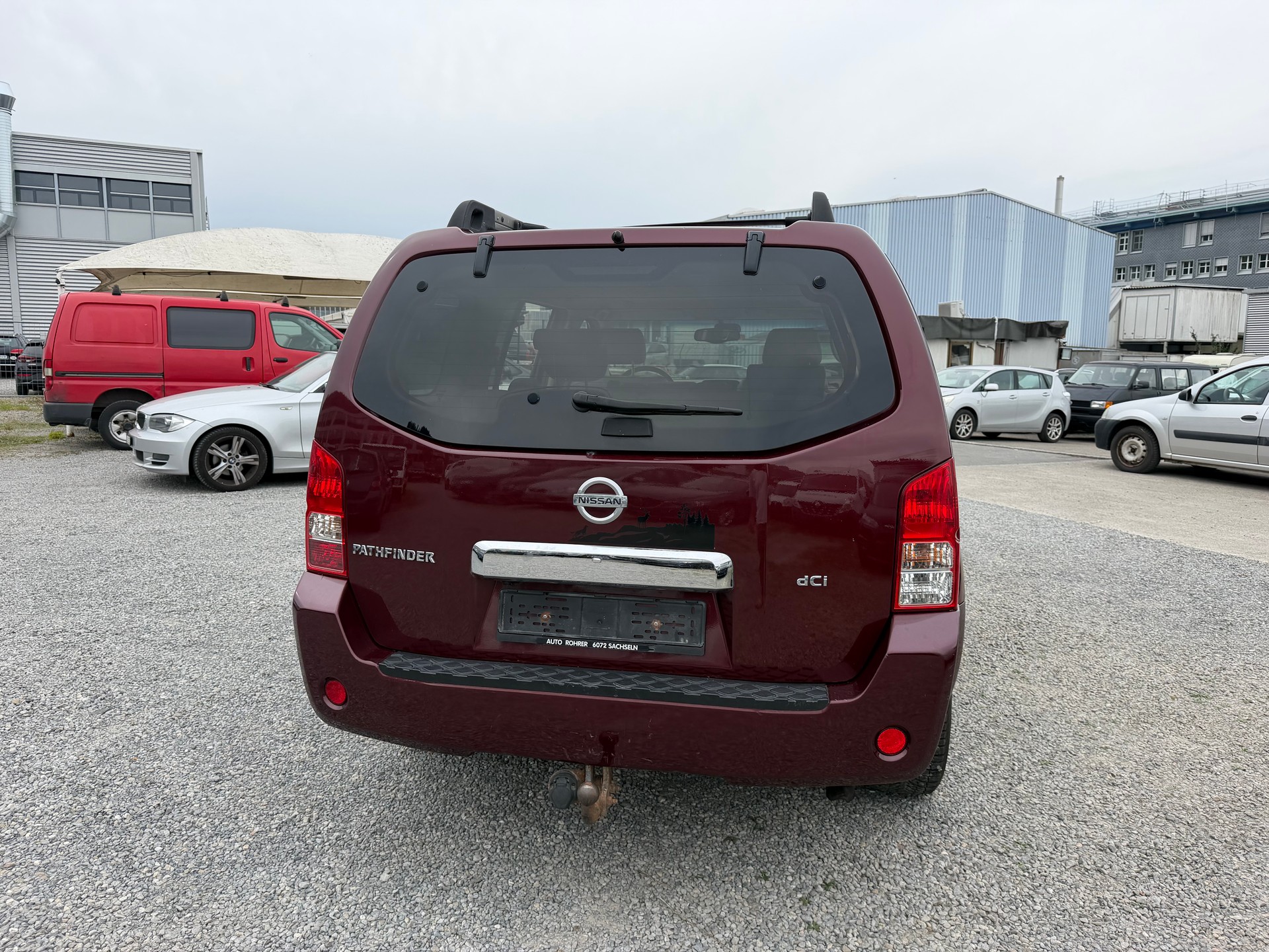 NISSAN Pathfinder 2.5 dCi SE-image-2
