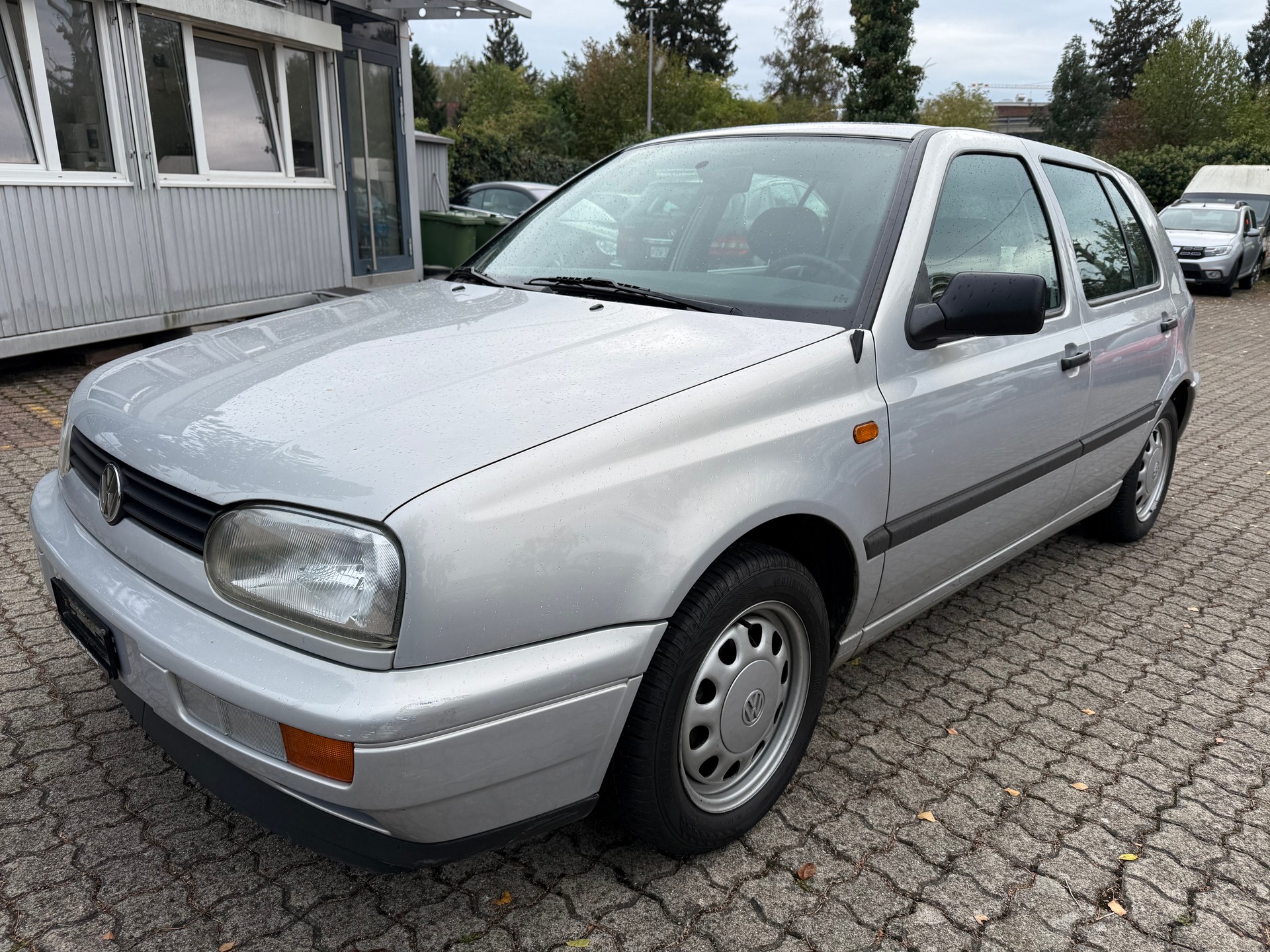 VW Golf 1600 Swiss Line-image-0