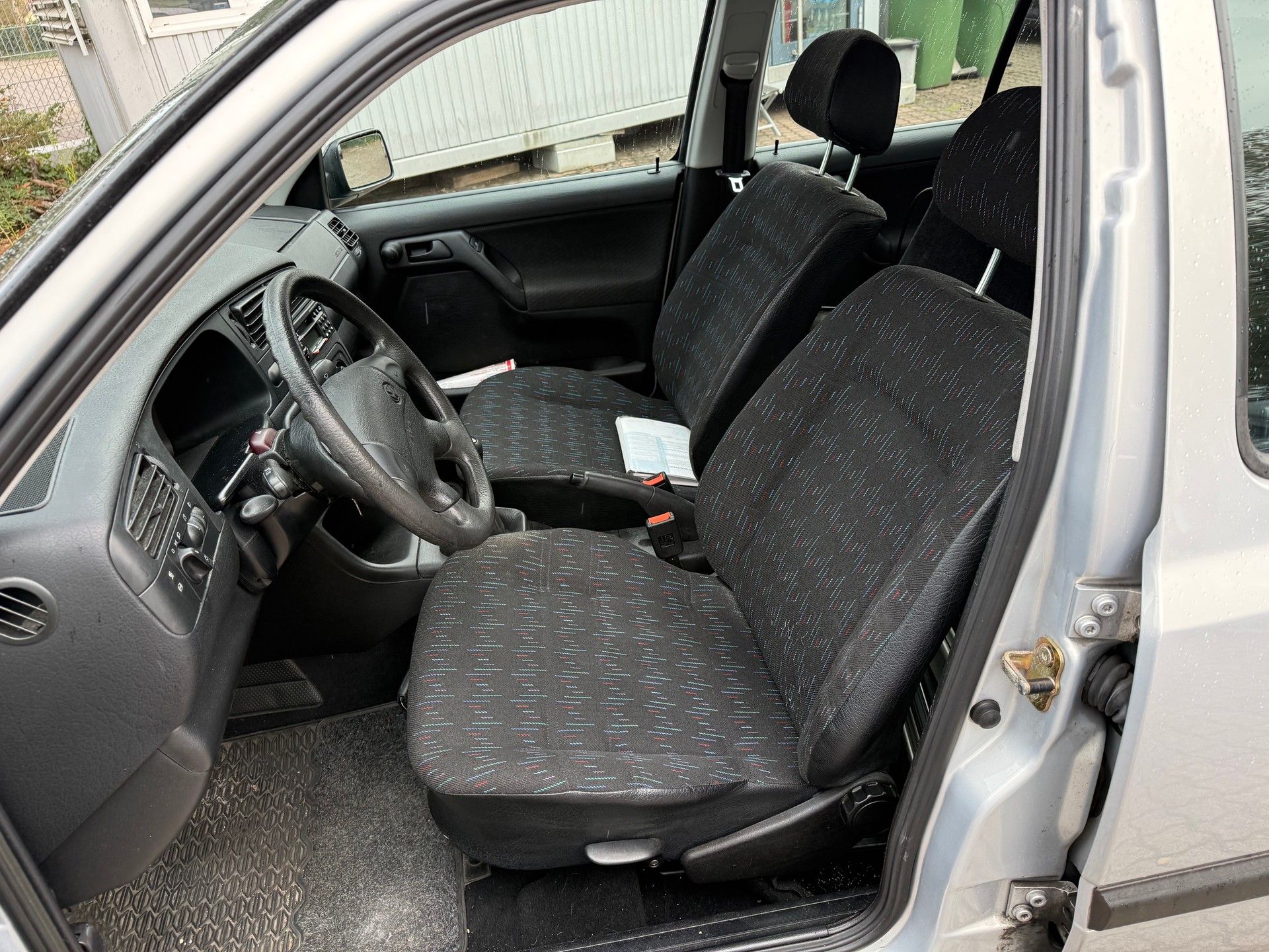 VW Golf 1600 Swiss Line-image-10
