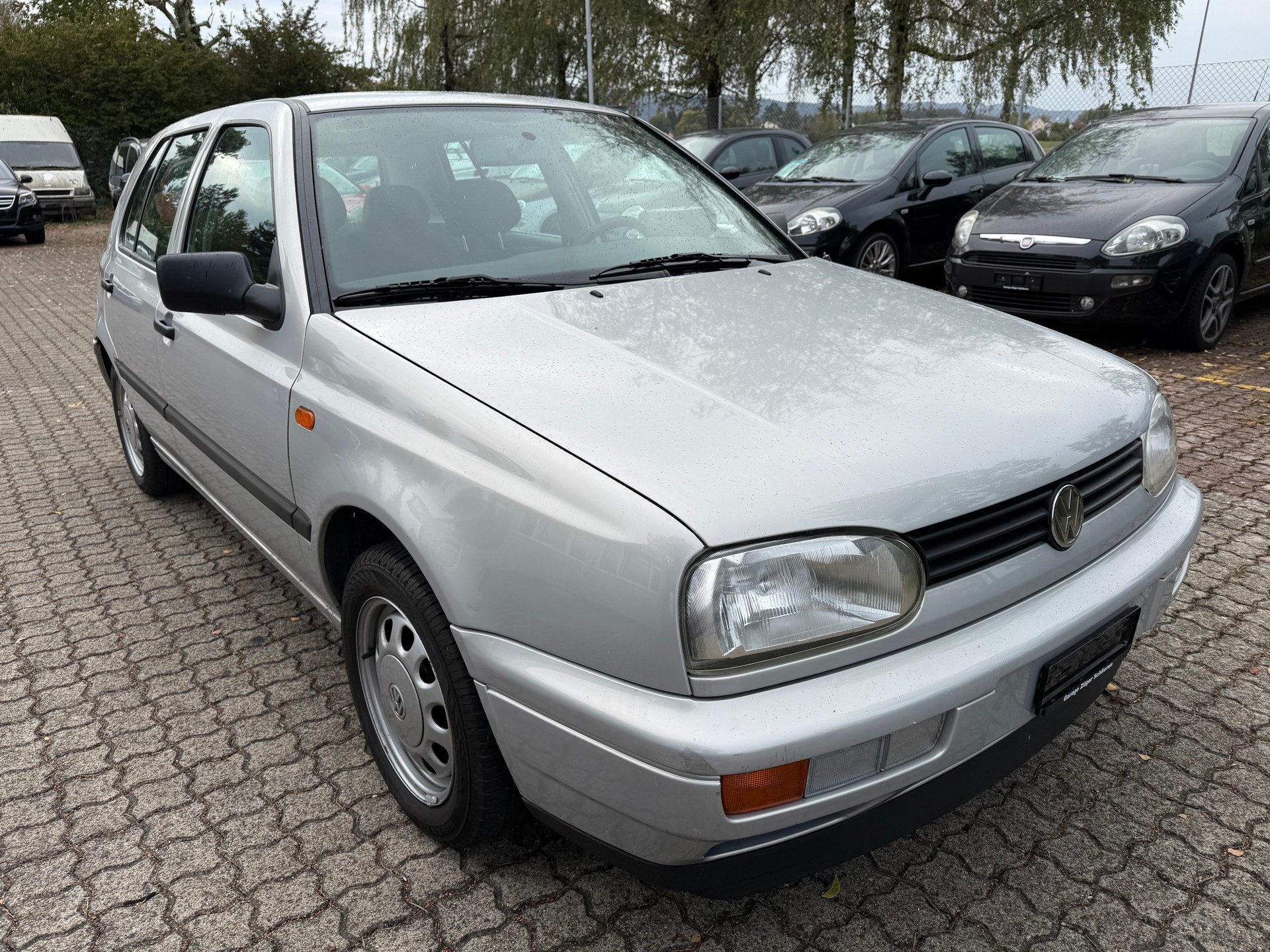 VW Golf 1600 Swiss Line-image-2