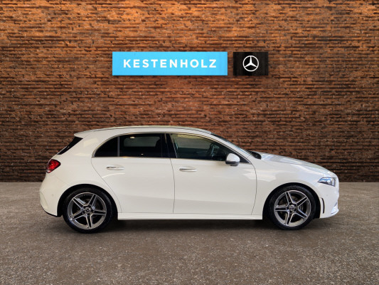 MERCEDES-BENZ A 180 AMG Line-showroom-element-2