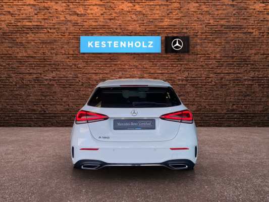 MERCEDES-BENZ A 180 AMG Line-image-5