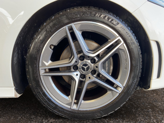 MERCEDES-BENZ A 180 AMG Line-image-7