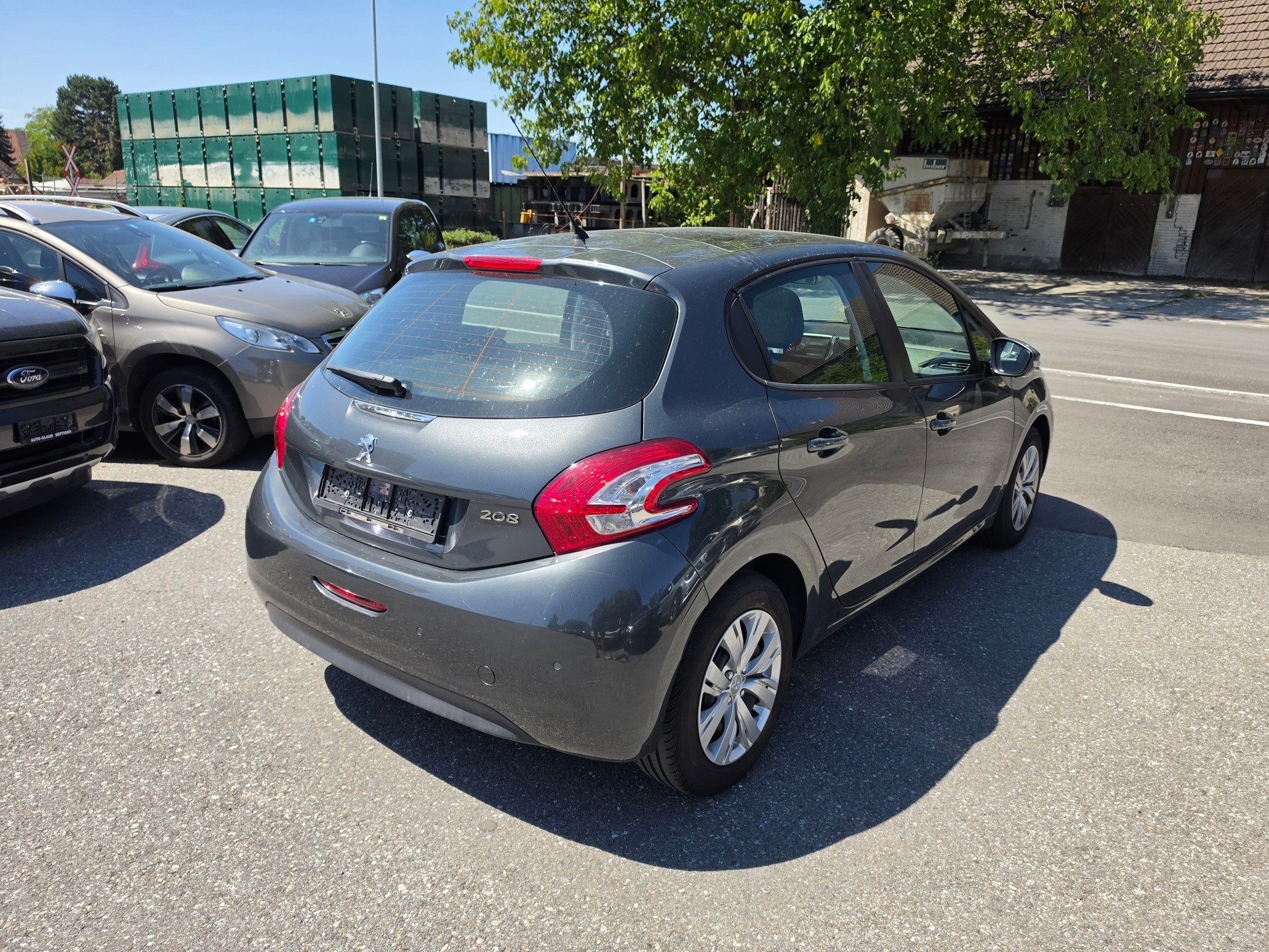 PEUGEOT 208 1.2 VTI Active-image-4