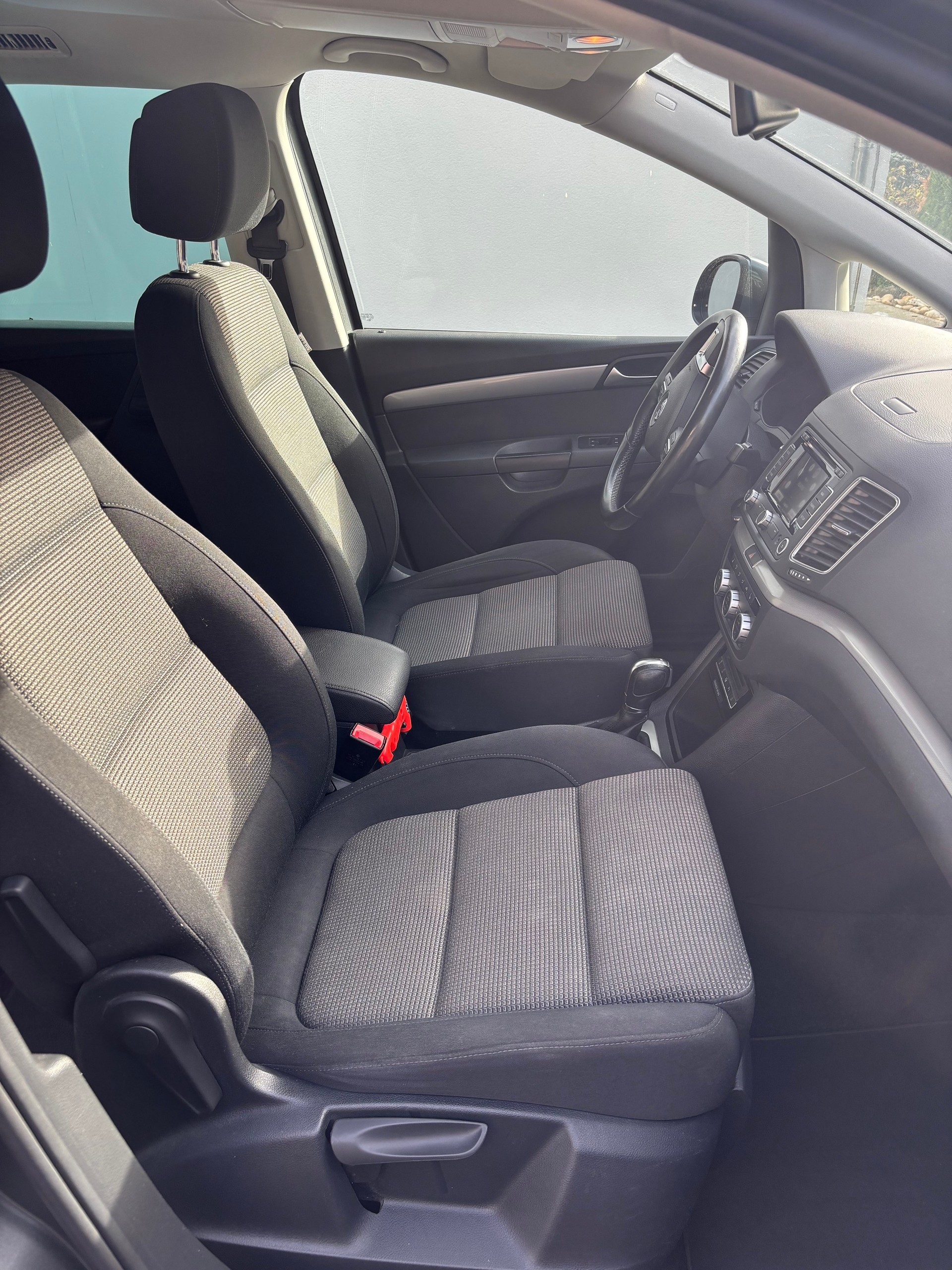 VW 2.0 TDI BlueMTA Comfl. DSG-image-5
