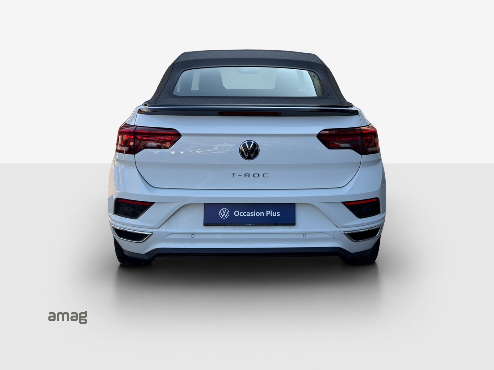 VW T-Roc Cabriolet 1.5 TSI EVO Black & White DSG-image-3