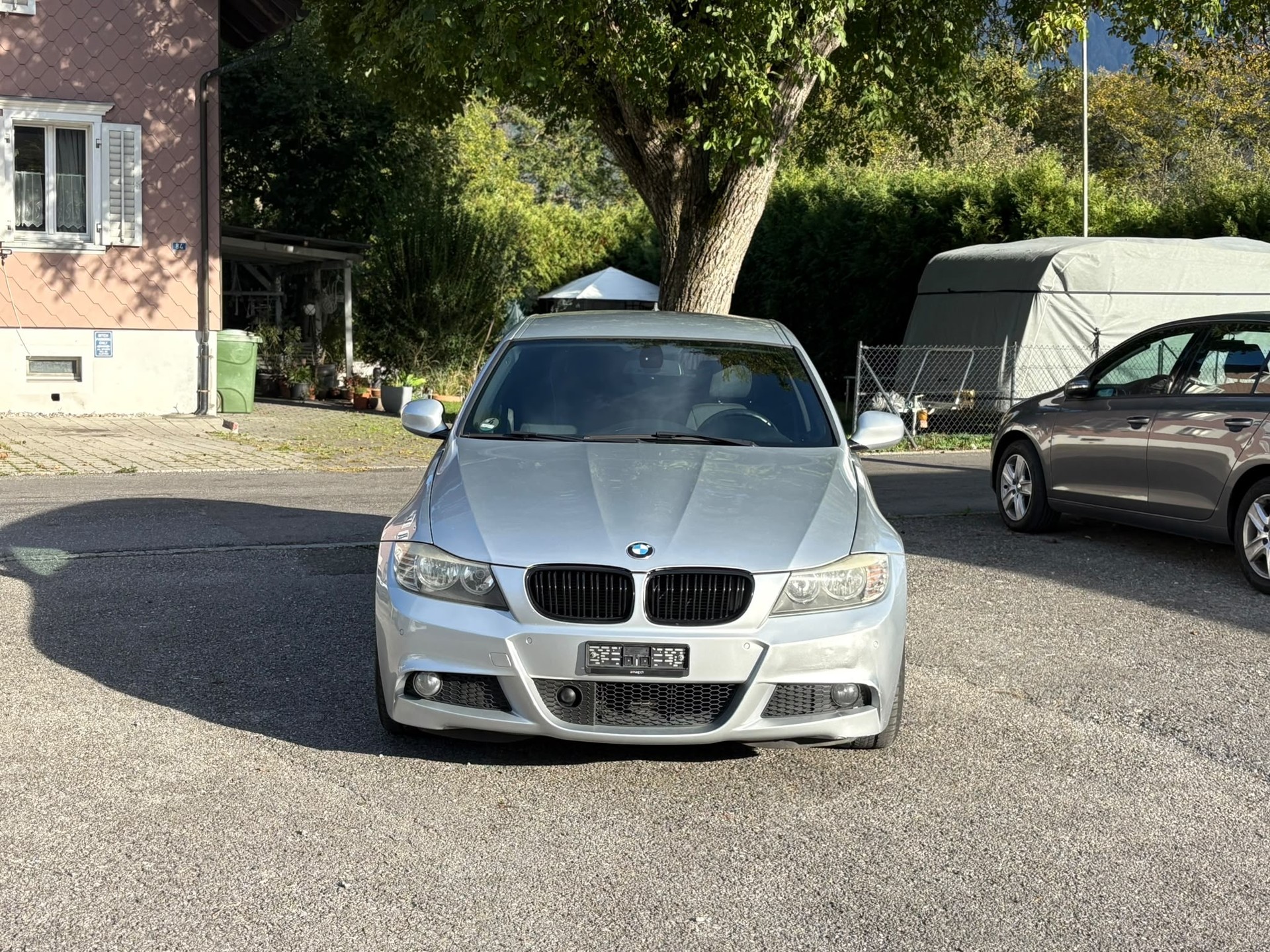 BMW 325i xDrive Touring Steptronic-image-0