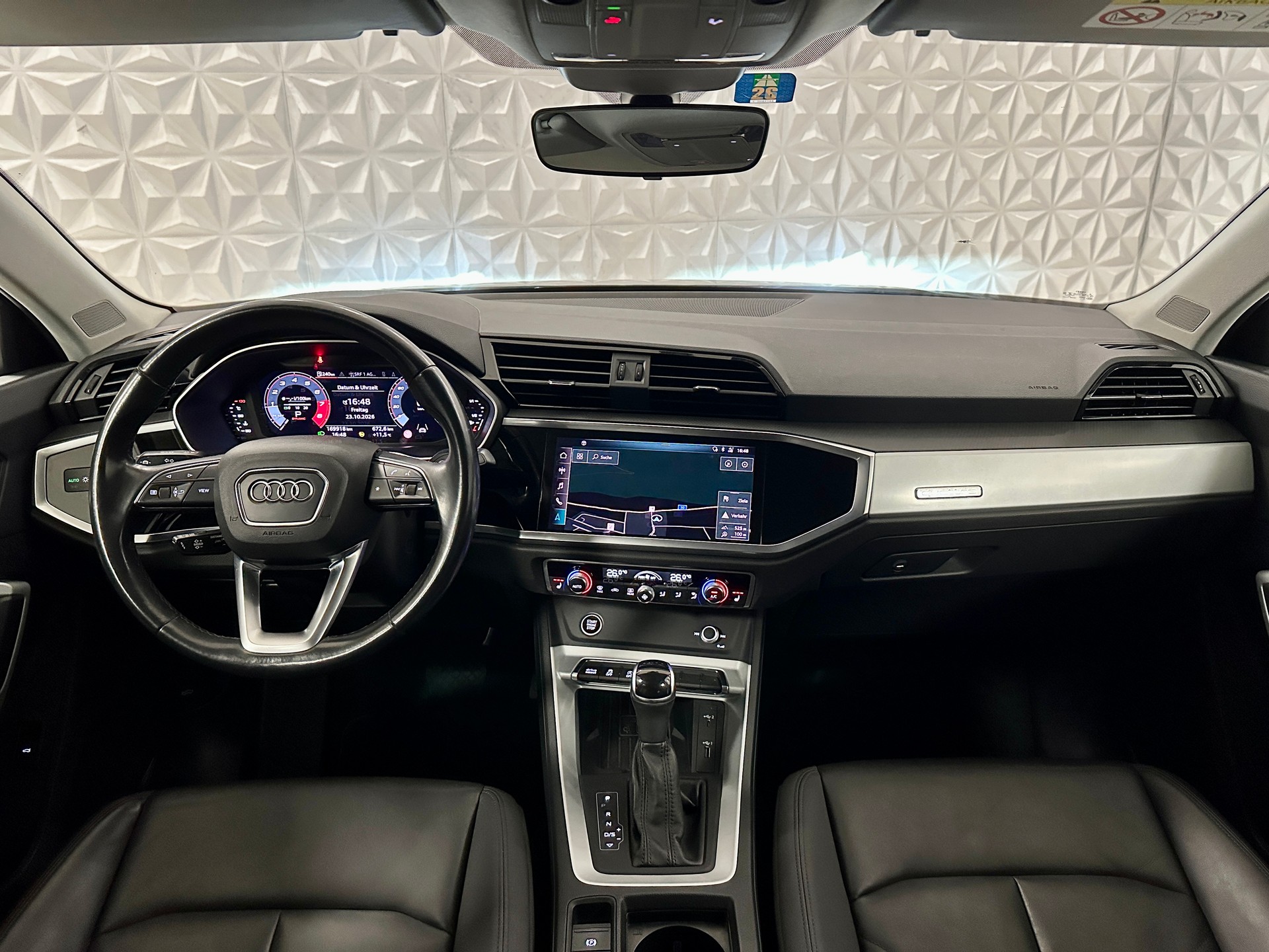 AUDI Q3 Sportback 45 TFSI quattro S-tronic-image-12