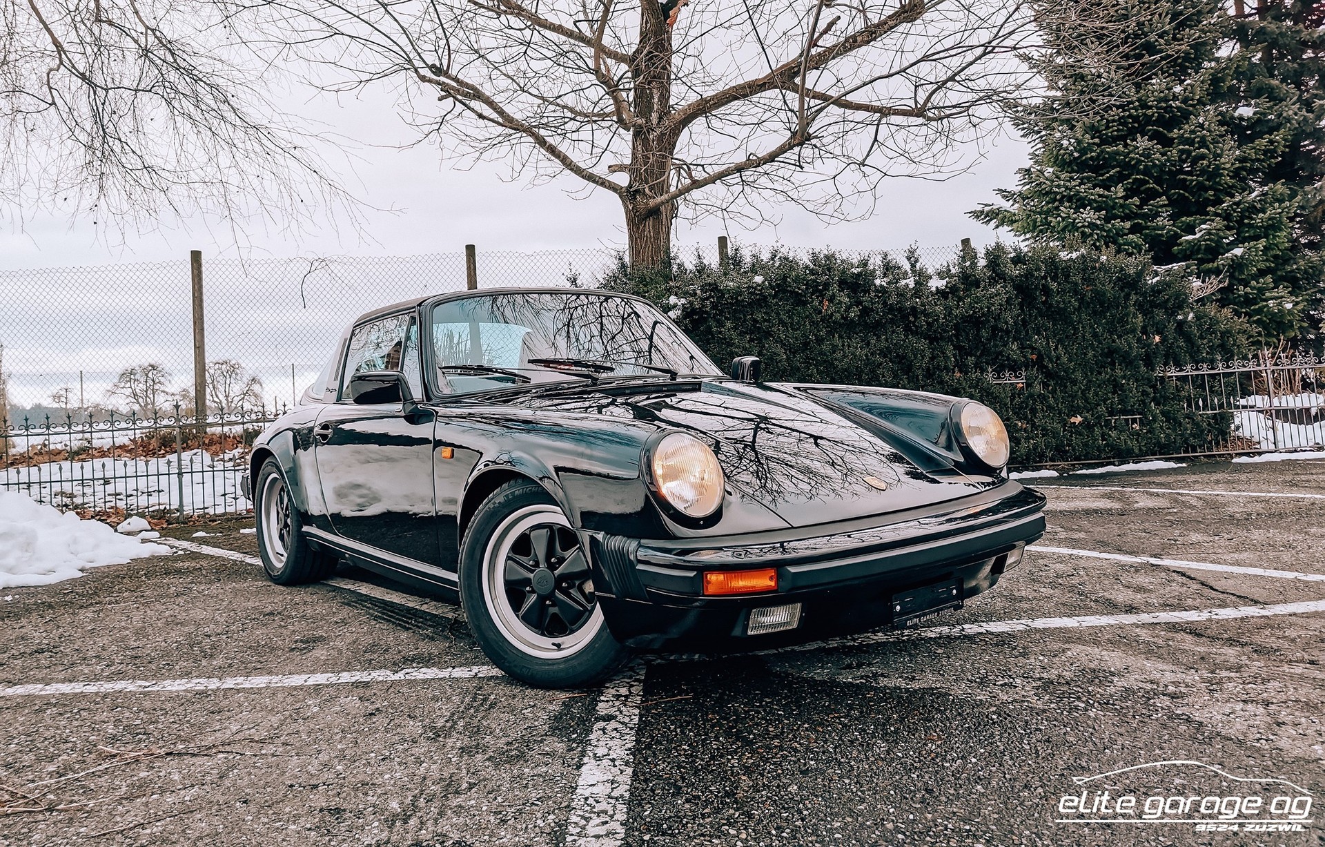 PORSCHE 911 Carrera Targa-image-1