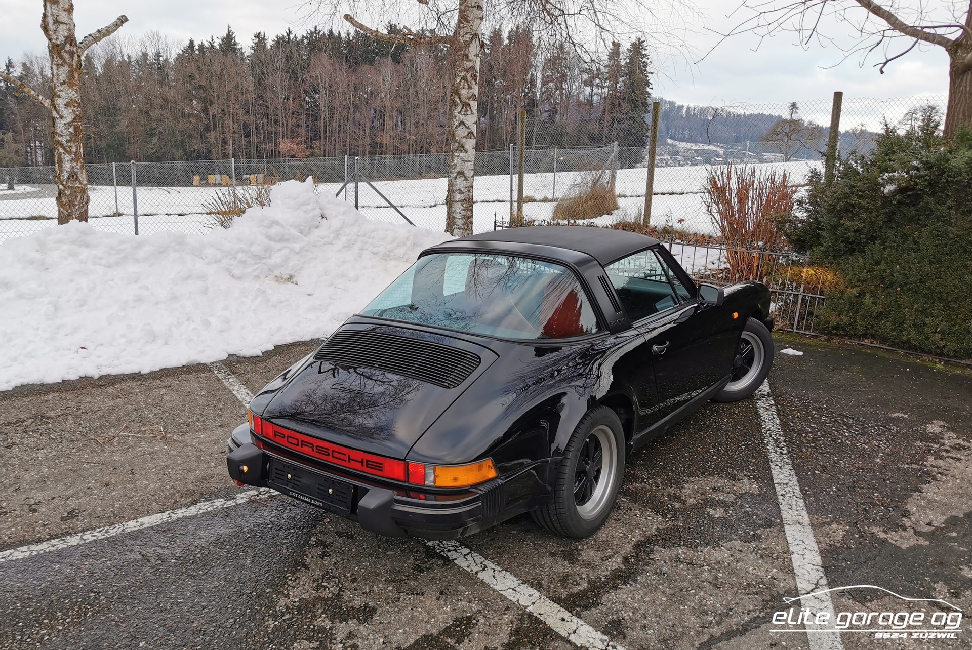 PORSCHE 911 Carrera Targa-image-5