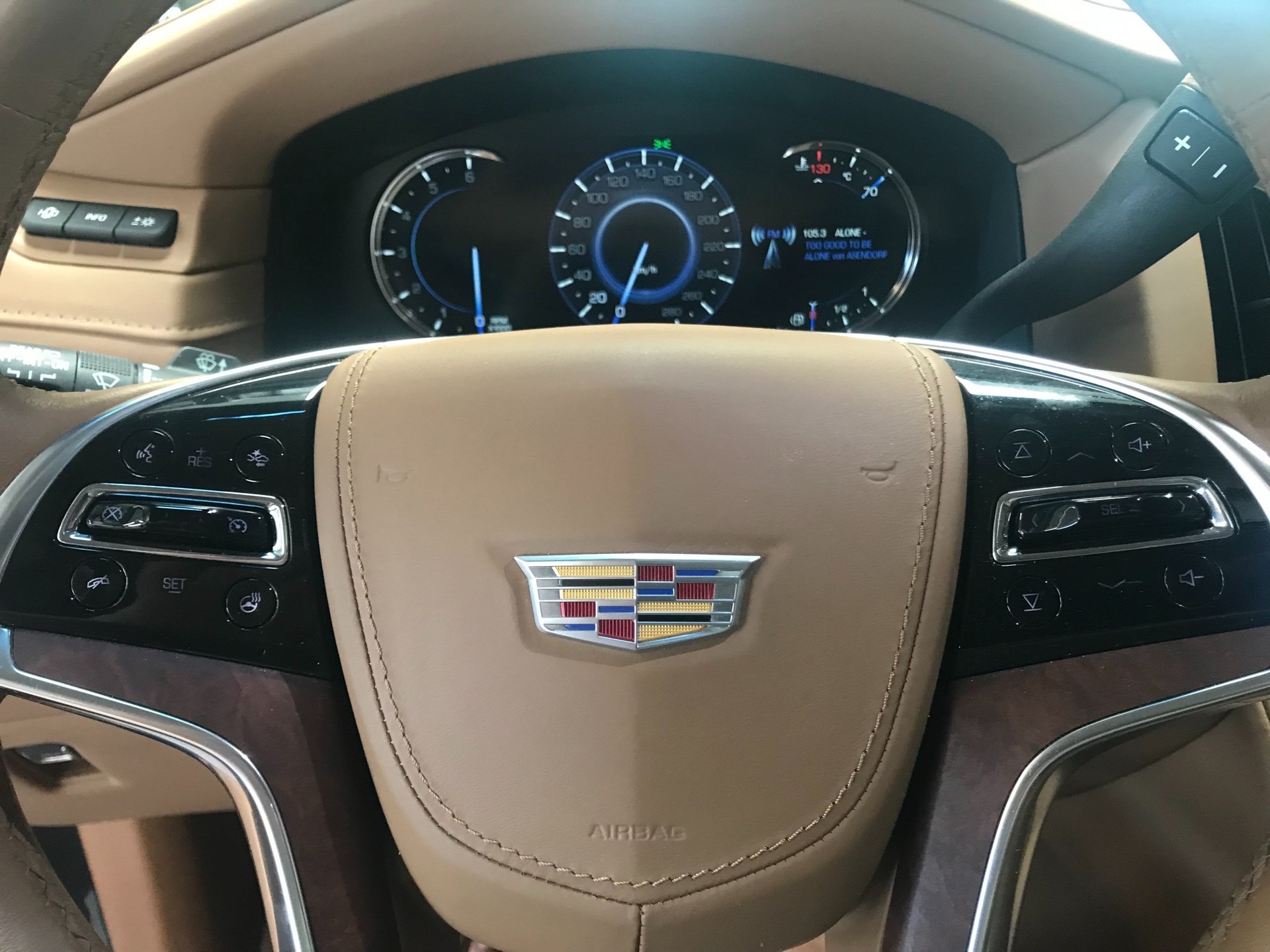 CADILLAC Escalade 6.2 Platinum Automatic-image-11