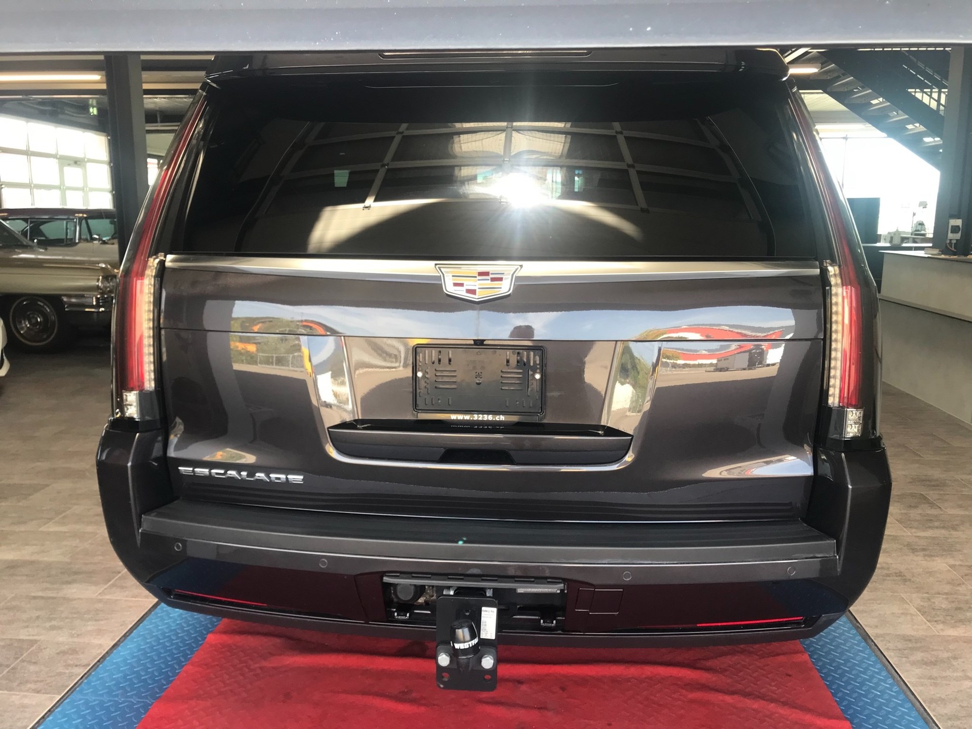 CADILLAC Escalade 6.2 Platinum Automatic-image-5