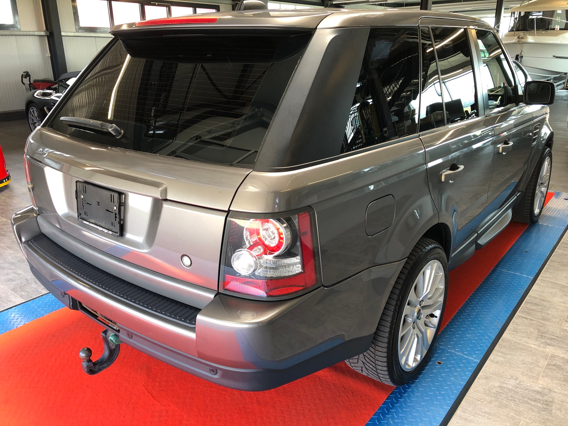LAND ROVER Range Rover Sport 3.6 Td8 HSE Automatic-image-9