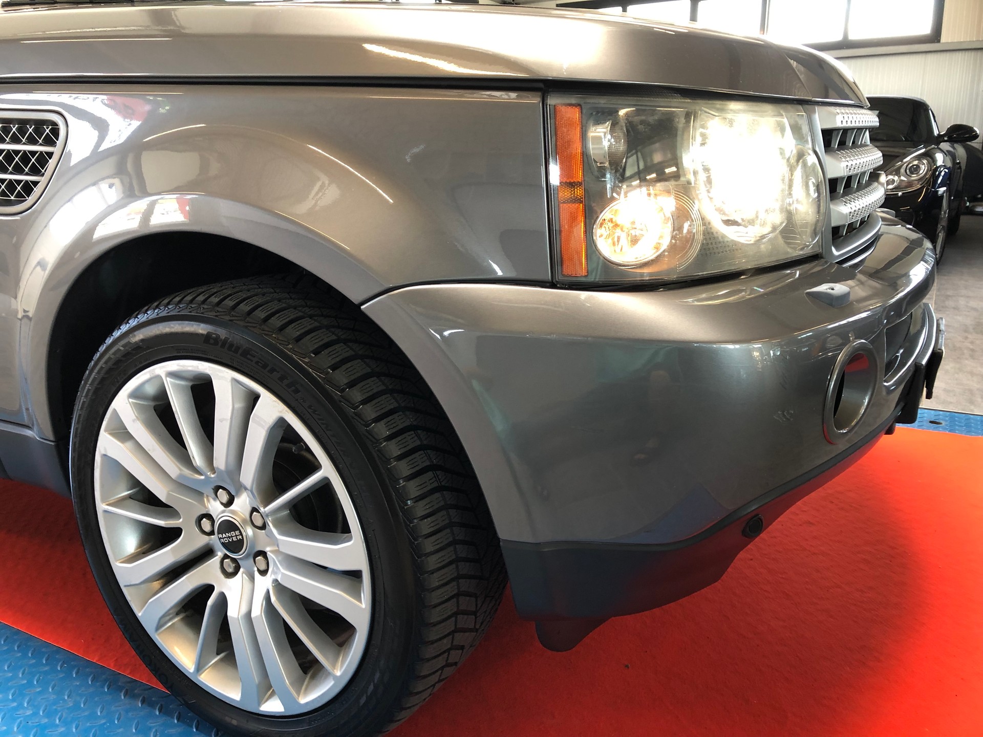 LAND ROVER Range Rover Sport 3.6 Td8 HSE Automatic-image-1