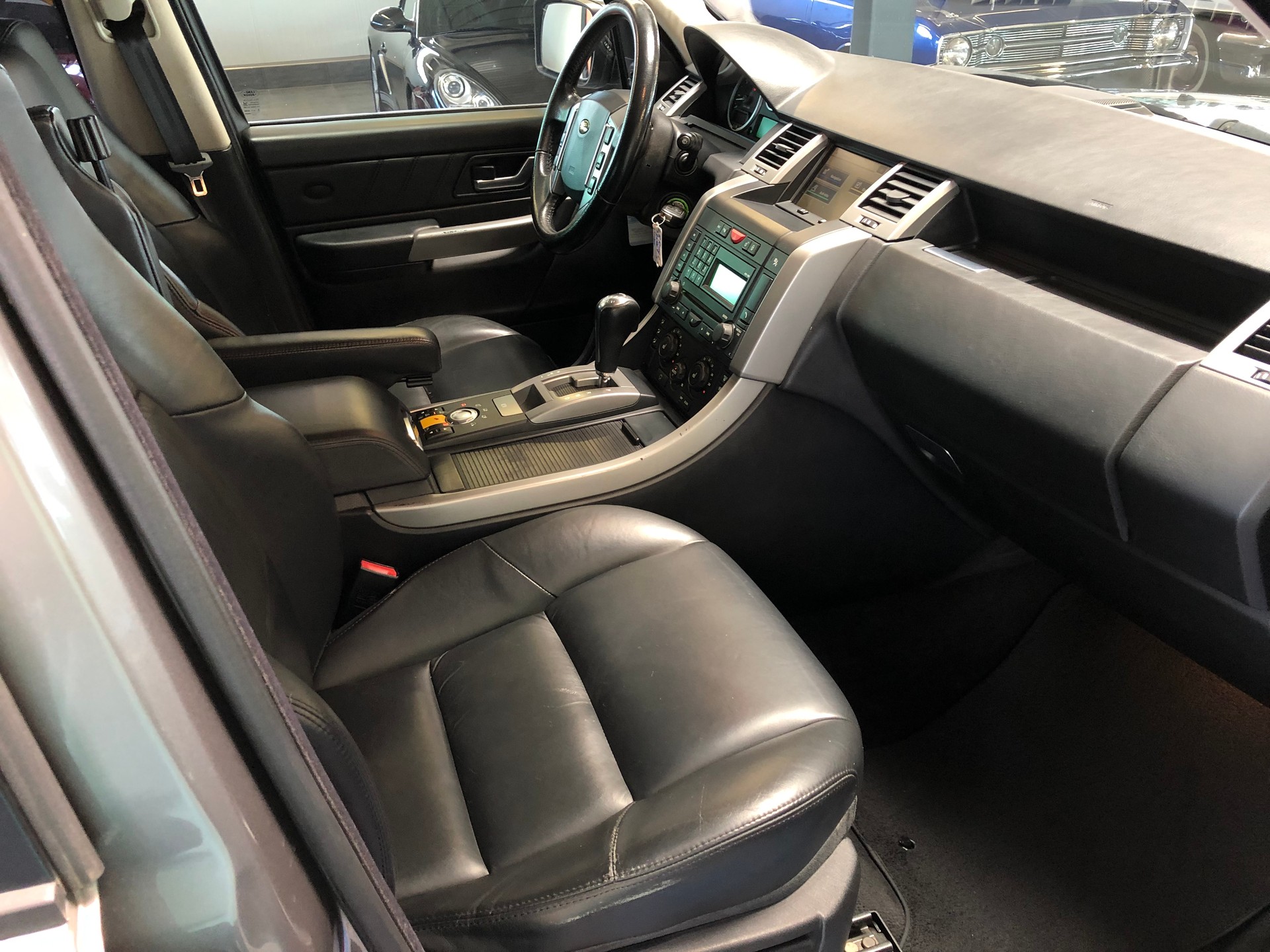 LAND ROVER Range Rover Sport 3.6 Td8 HSE Automatic-image-11