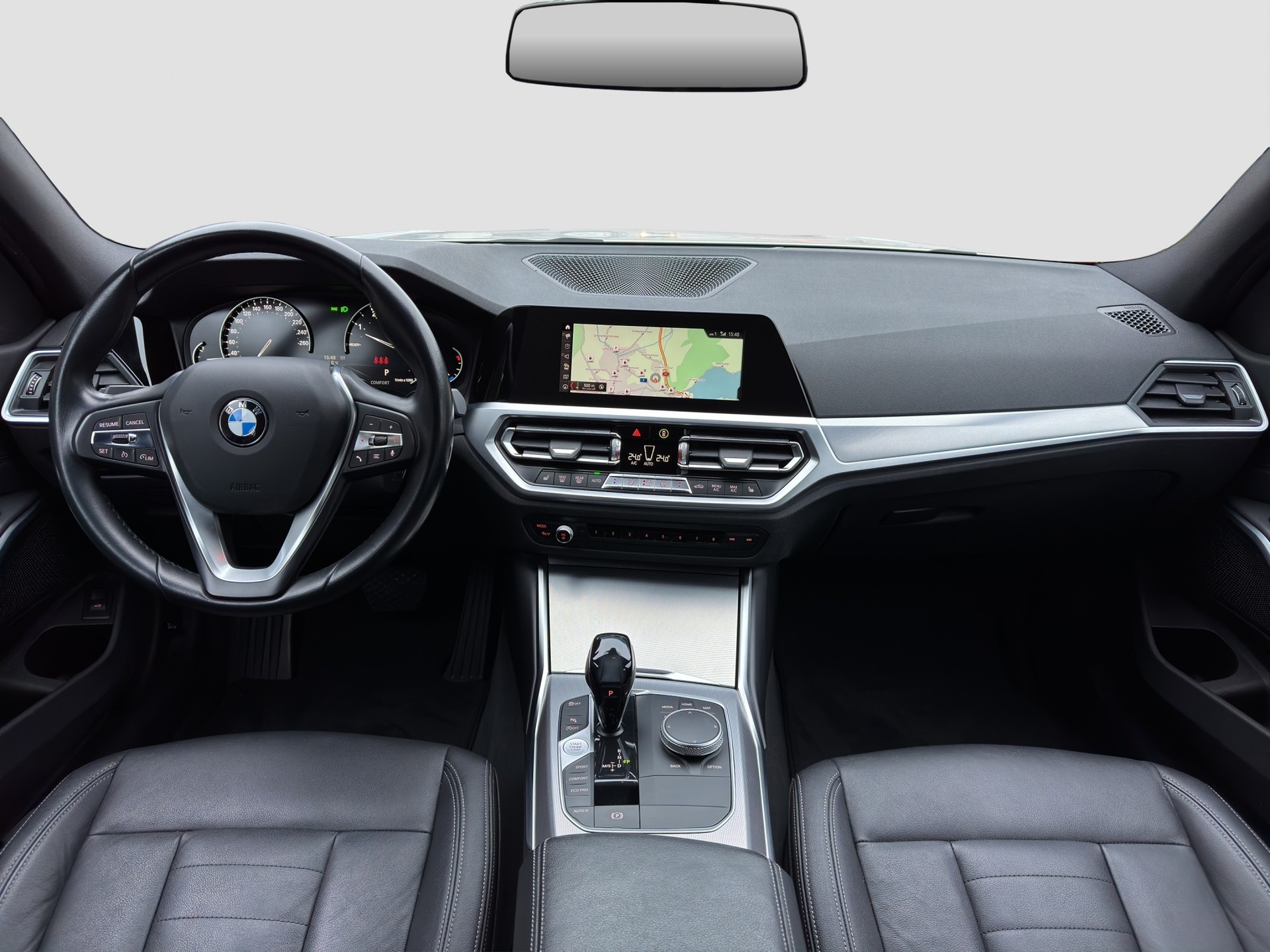 BMW 330i Touring xDrive Steptronic-image-3