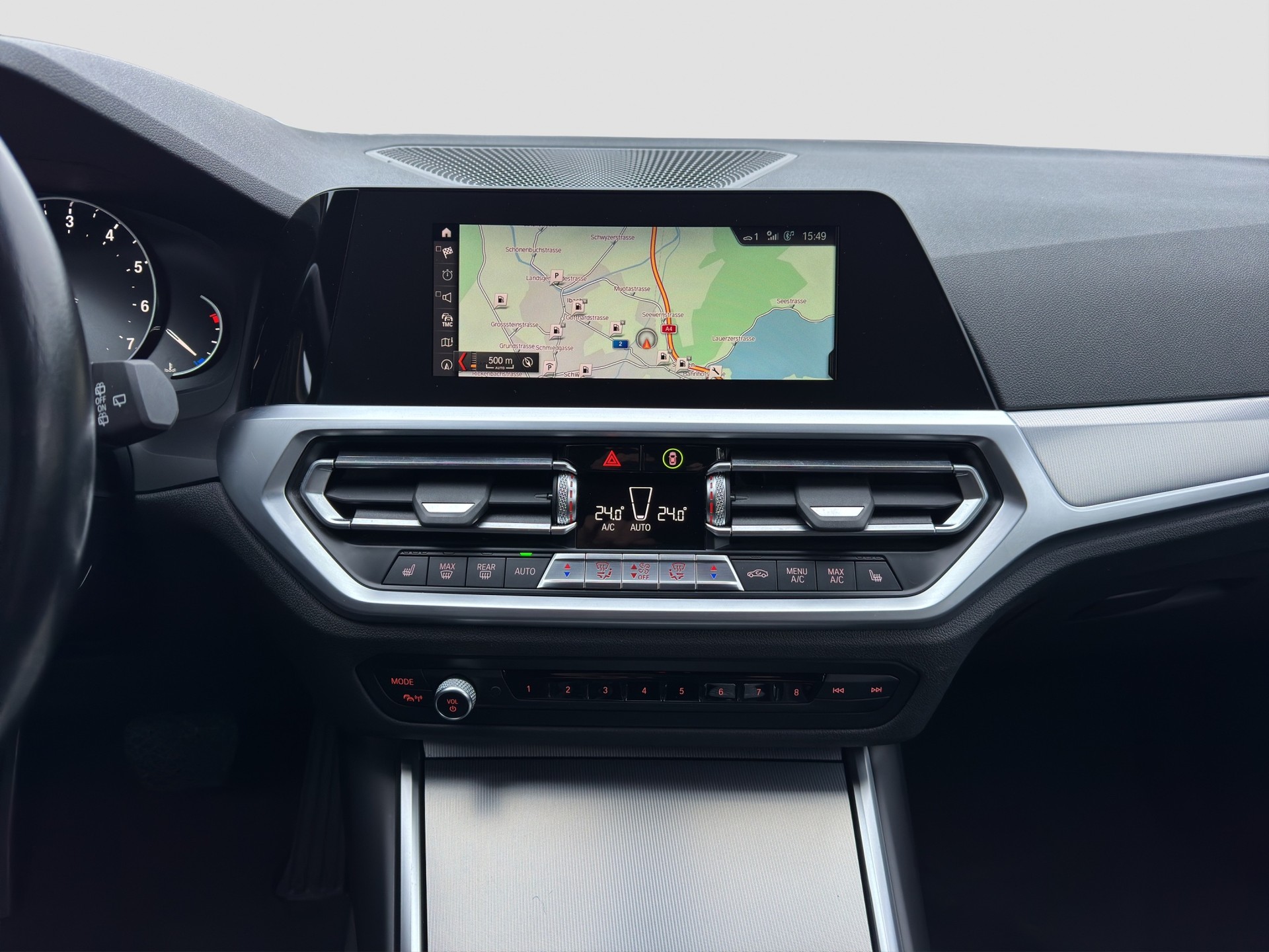 BMW 330i Touring xDrive Steptronic-image-4