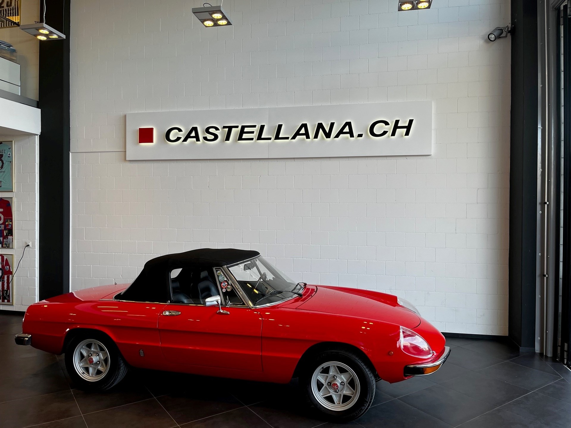 ALFA ROMEO Spider 2.0 (Veloce)-image-22