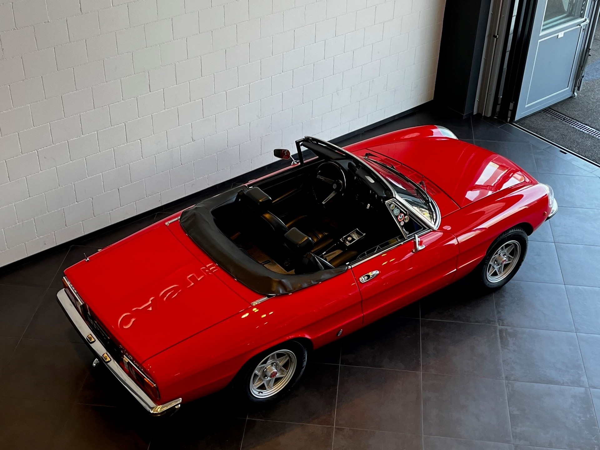 ALFA ROMEO Spider 2.0 (Veloce)-image-8