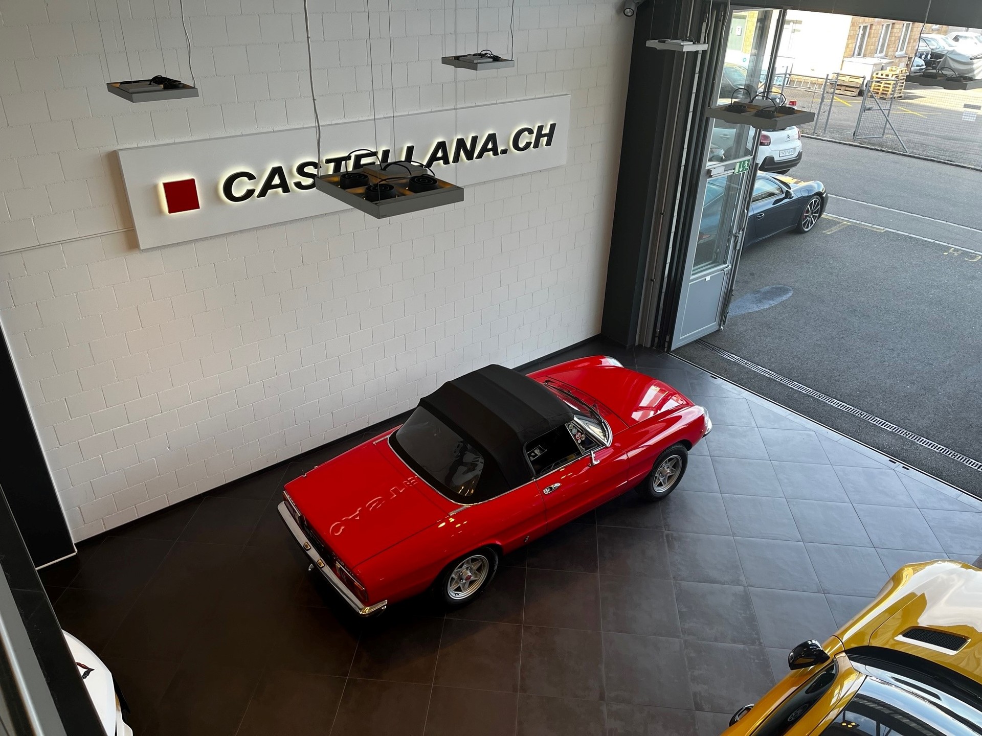 ALFA ROMEO Spider 2.0 (Veloce)-image-25