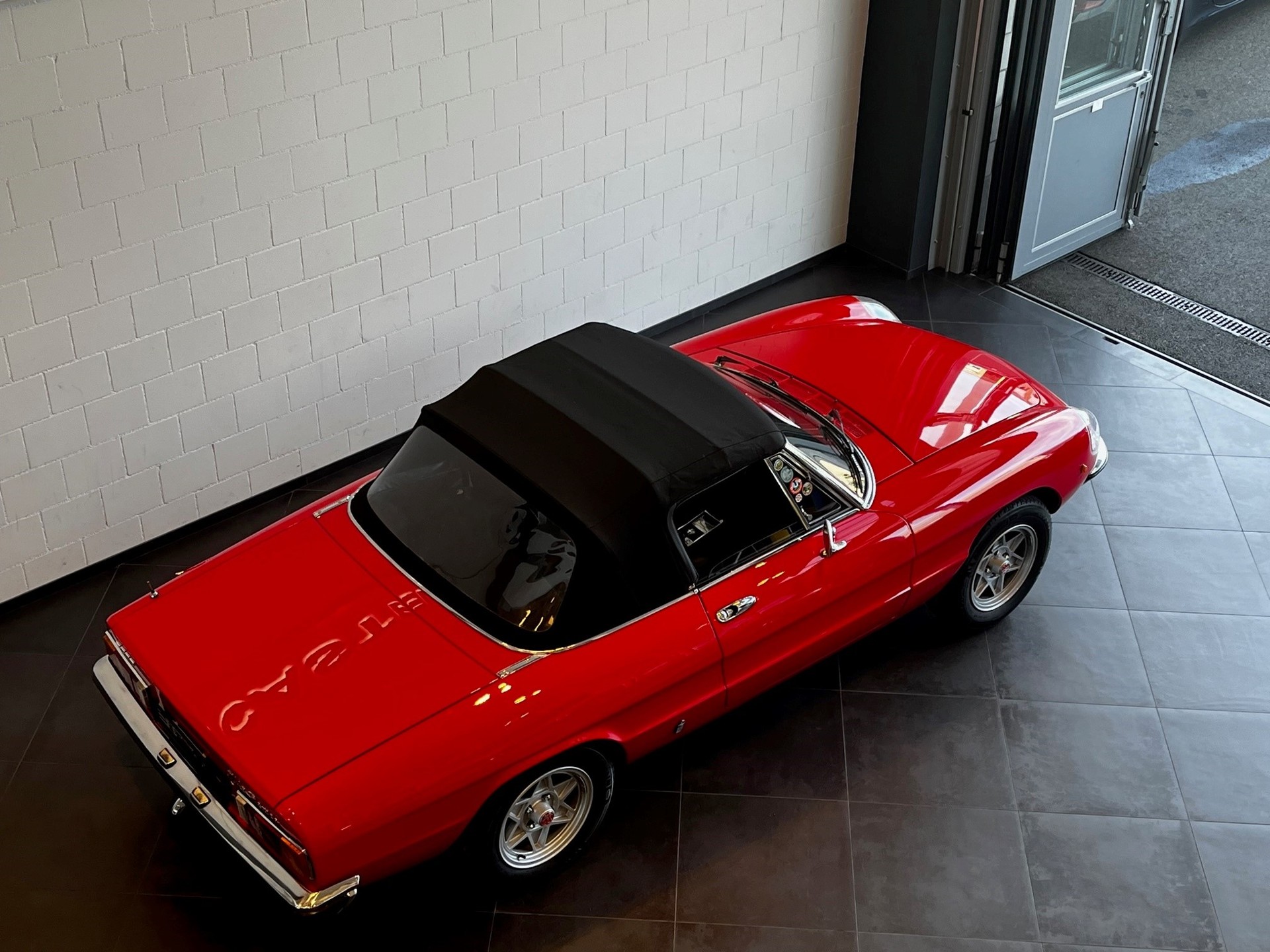 ALFA ROMEO Spider 2.0 (Veloce)-image-26