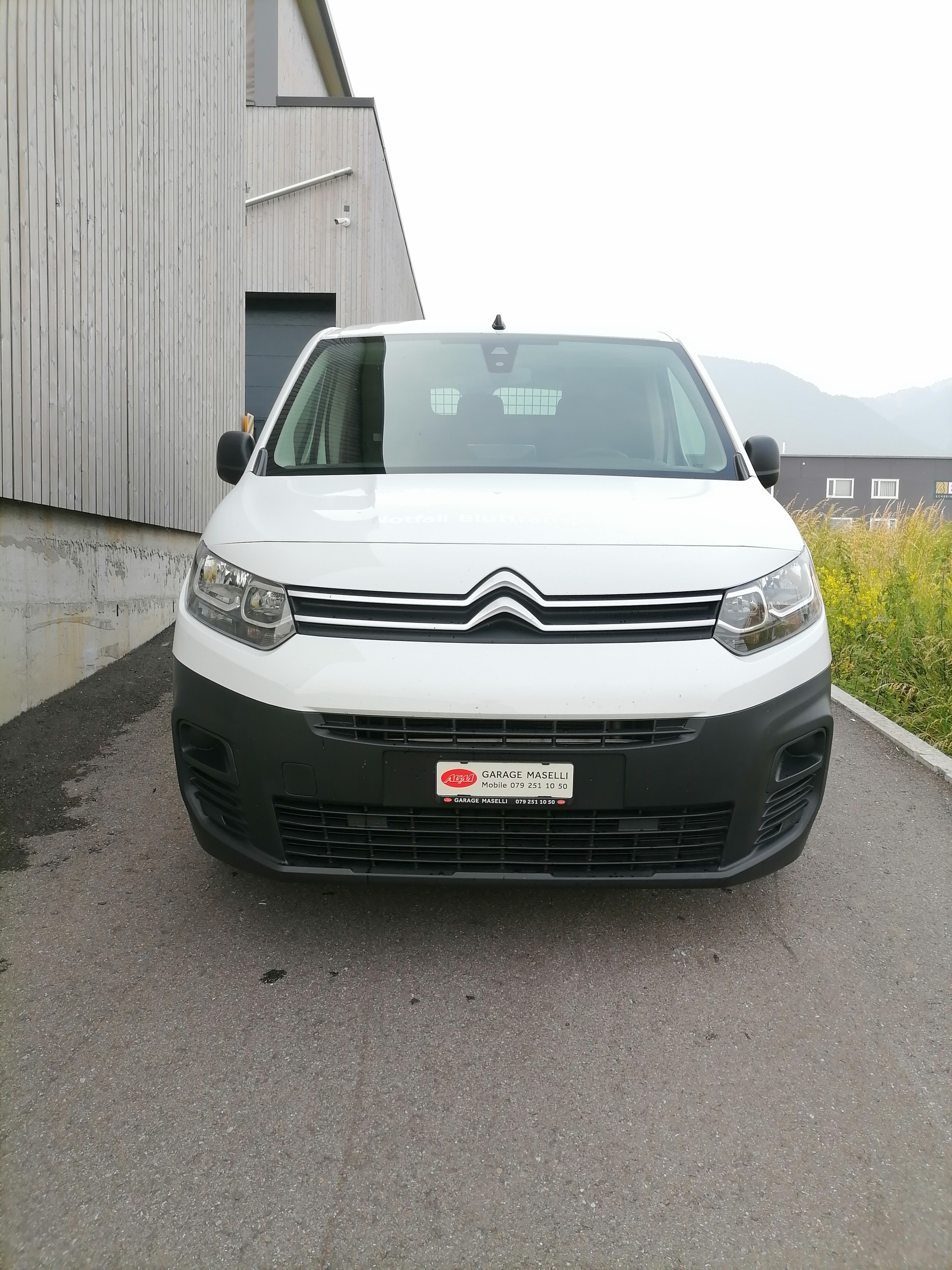 CITROEN Berlingo Van 1.5 Blue HDi 100 s/s Swiss Edition-image-0