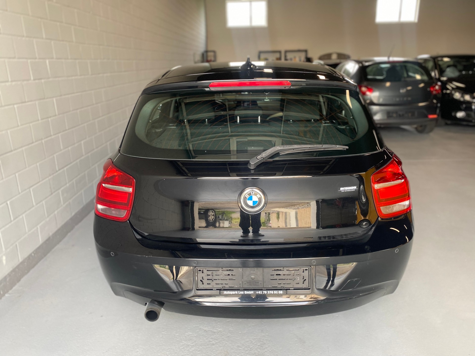 BMW 116i Sport Line Steptronic-image-5