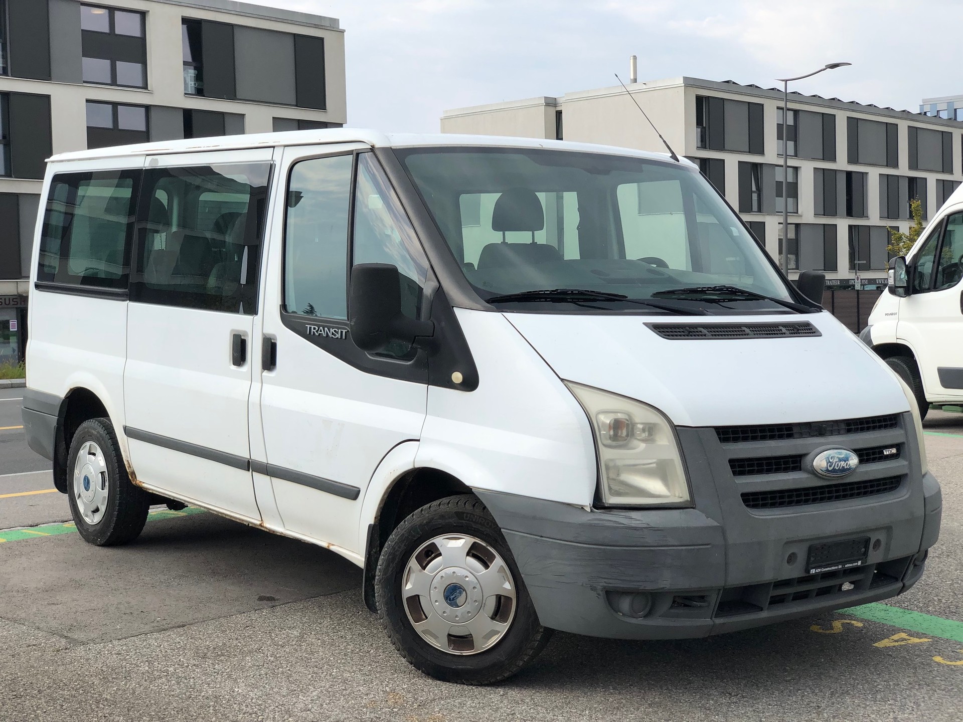FORD Transit 2.2 TDCi 300 S-image-0