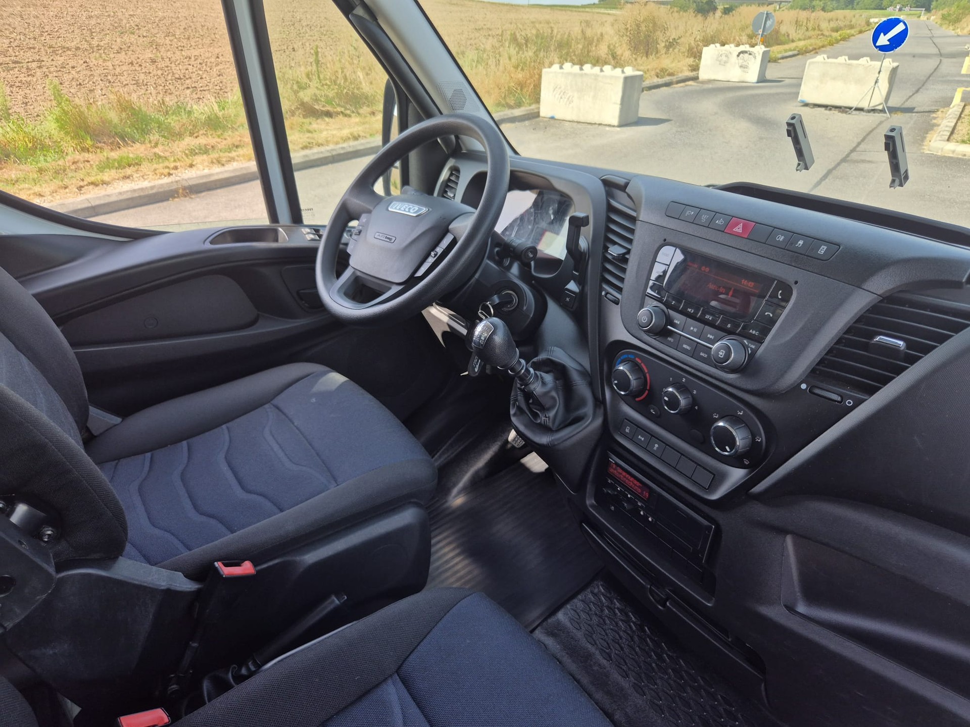 IVECO 65 C 18-image-4