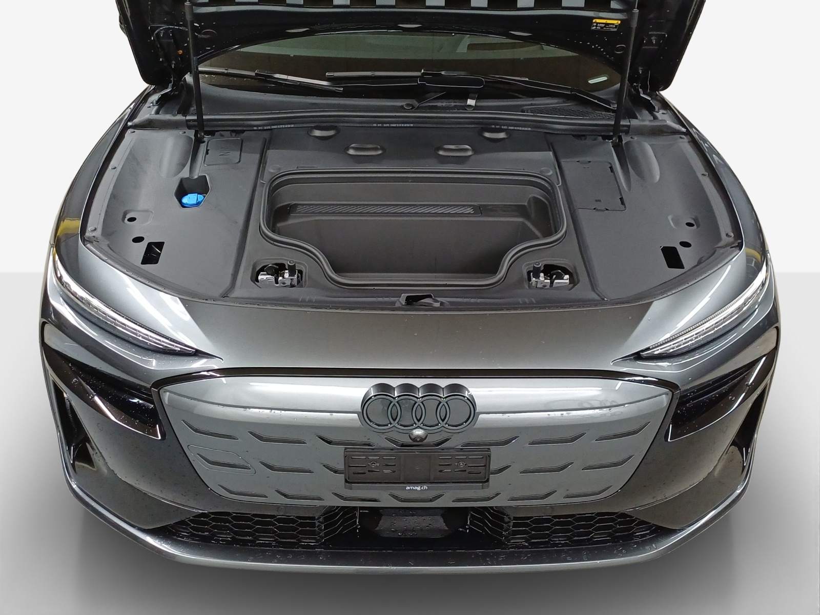 AUDI A6 Avant e-tron quattro-image-14