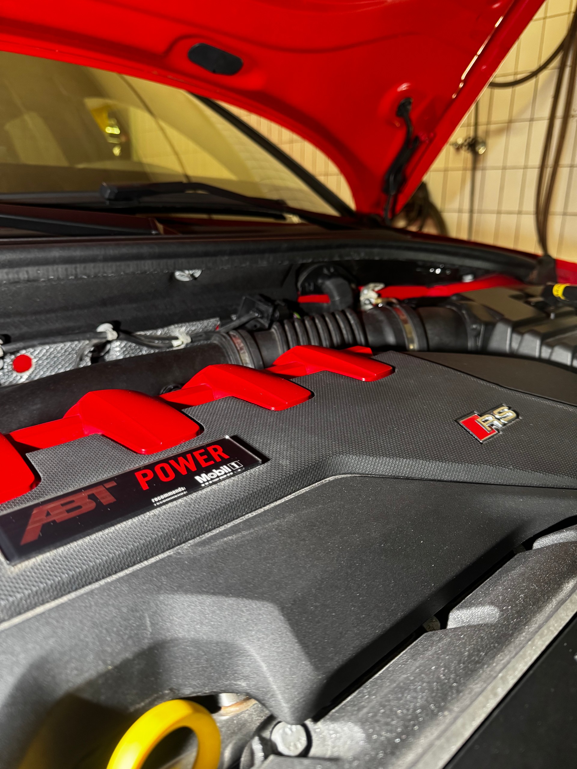 AUDI RS3 Sportback 2.5 TSI quattro S-tronic-image-13